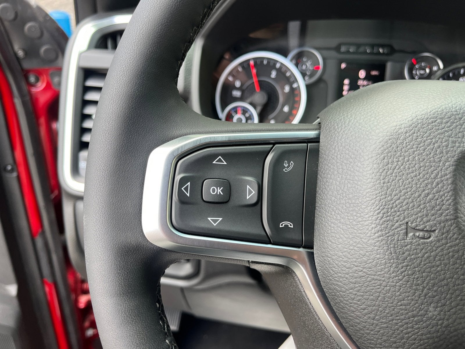2025 RAM 2500 Big Horn - Photo 17