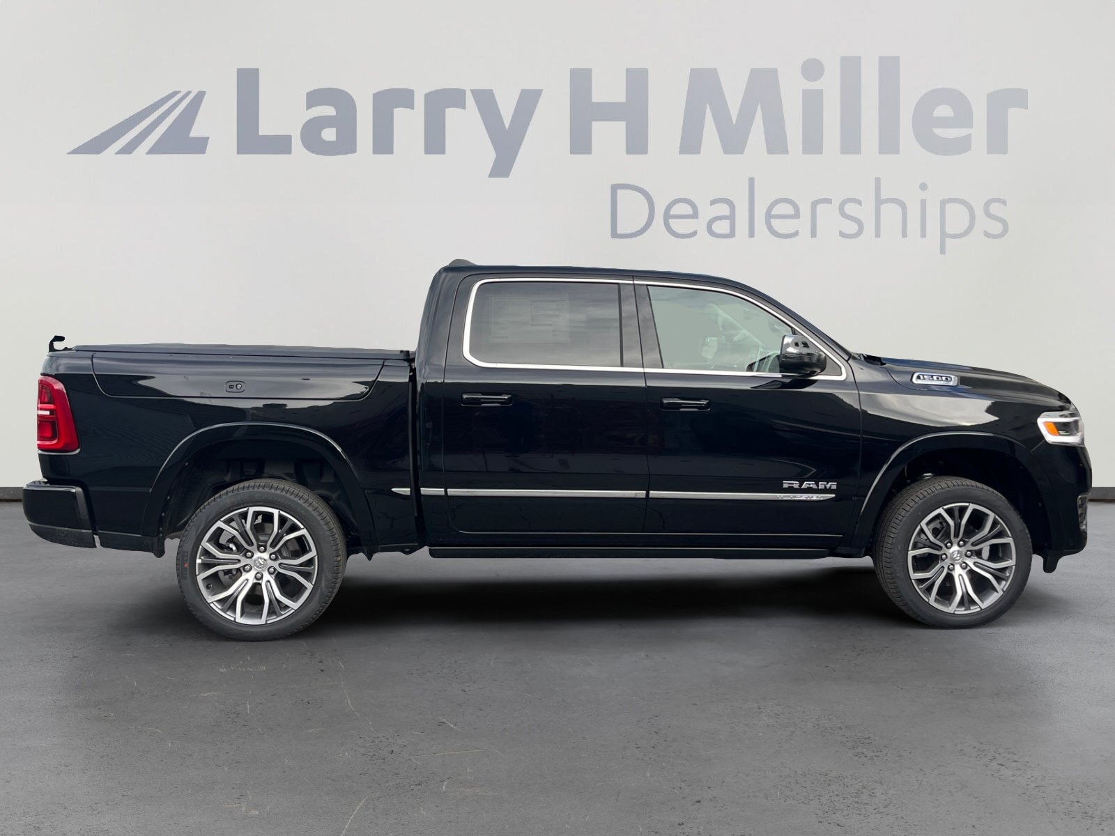 2026 RAM 1500 Tungsten - Photo 6