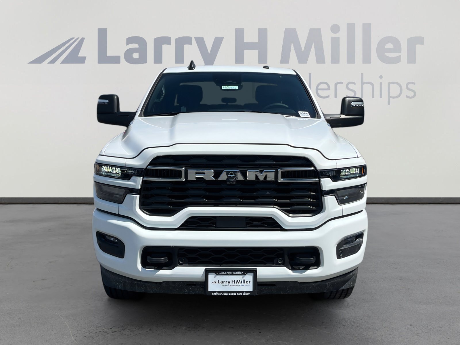 2026 RAM 2500 Big Horn - Photo 8