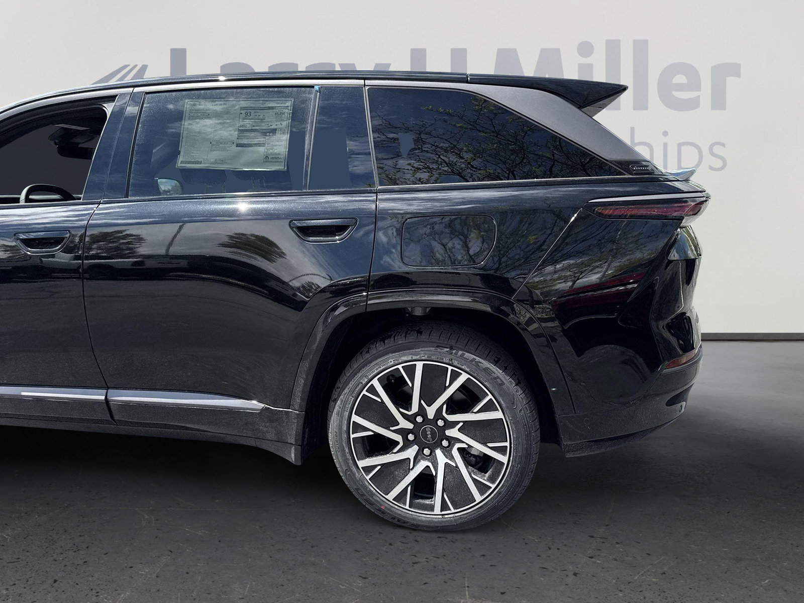 2025 Jeep Wagoneer S Limited - Photo 13
