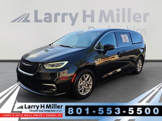 Used 2023 Chrysler Pacifica Touring L Van Passenger Van Sandy, UT