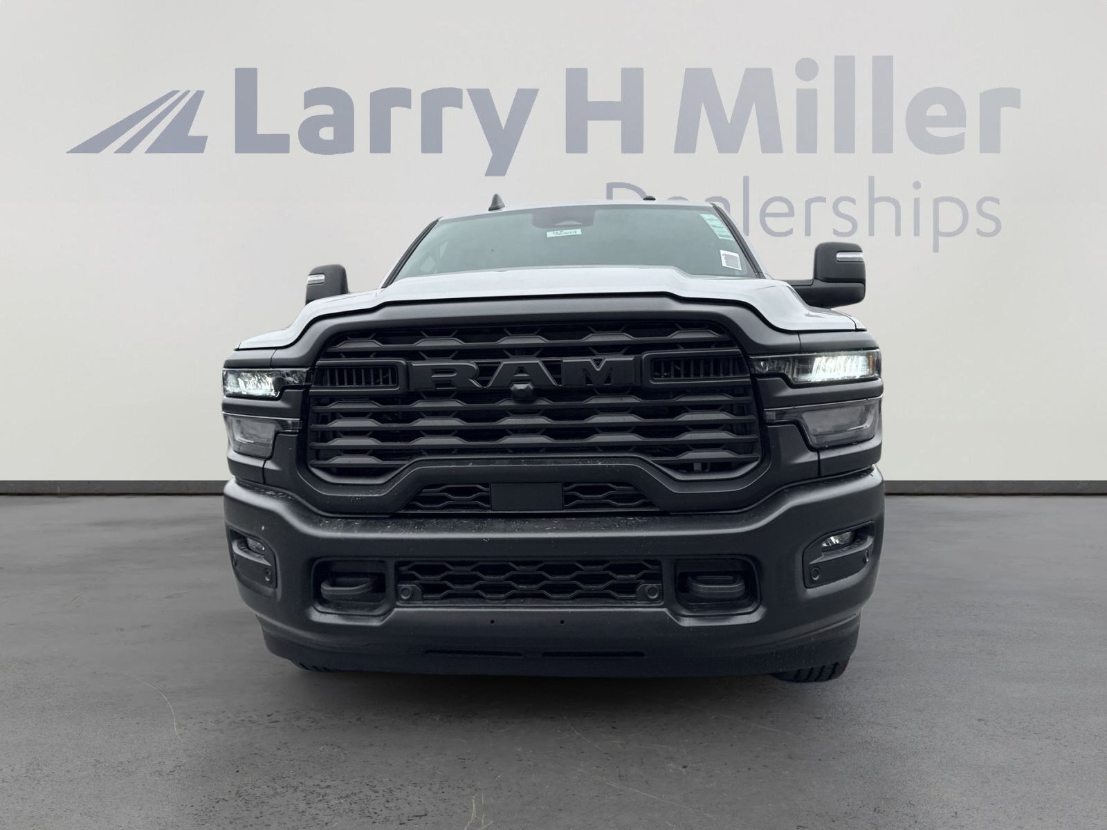 2026 Ram 2500 Tradesman photo 3