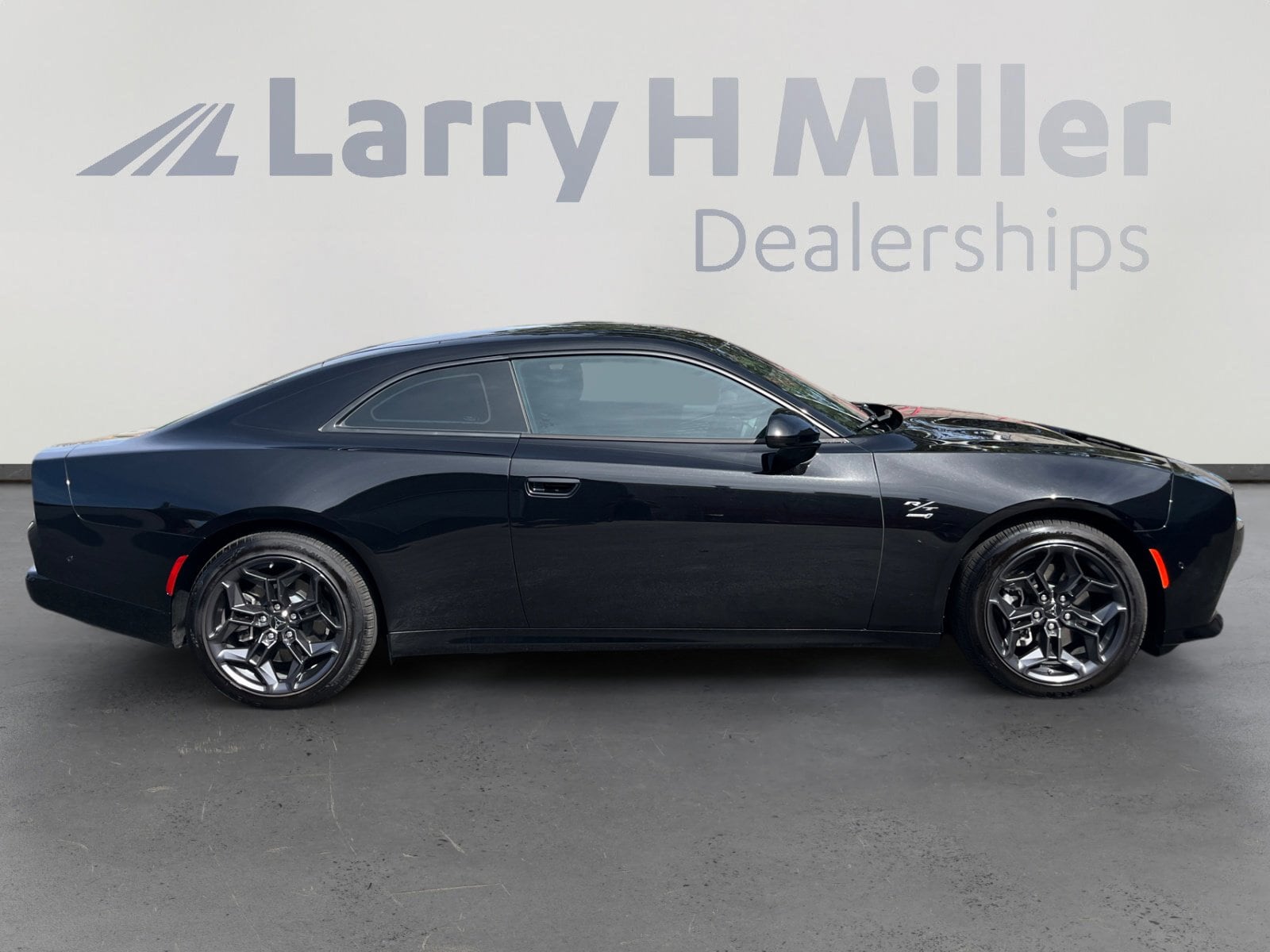 2025 Dodge Charger Daytona R/T - Photo 6