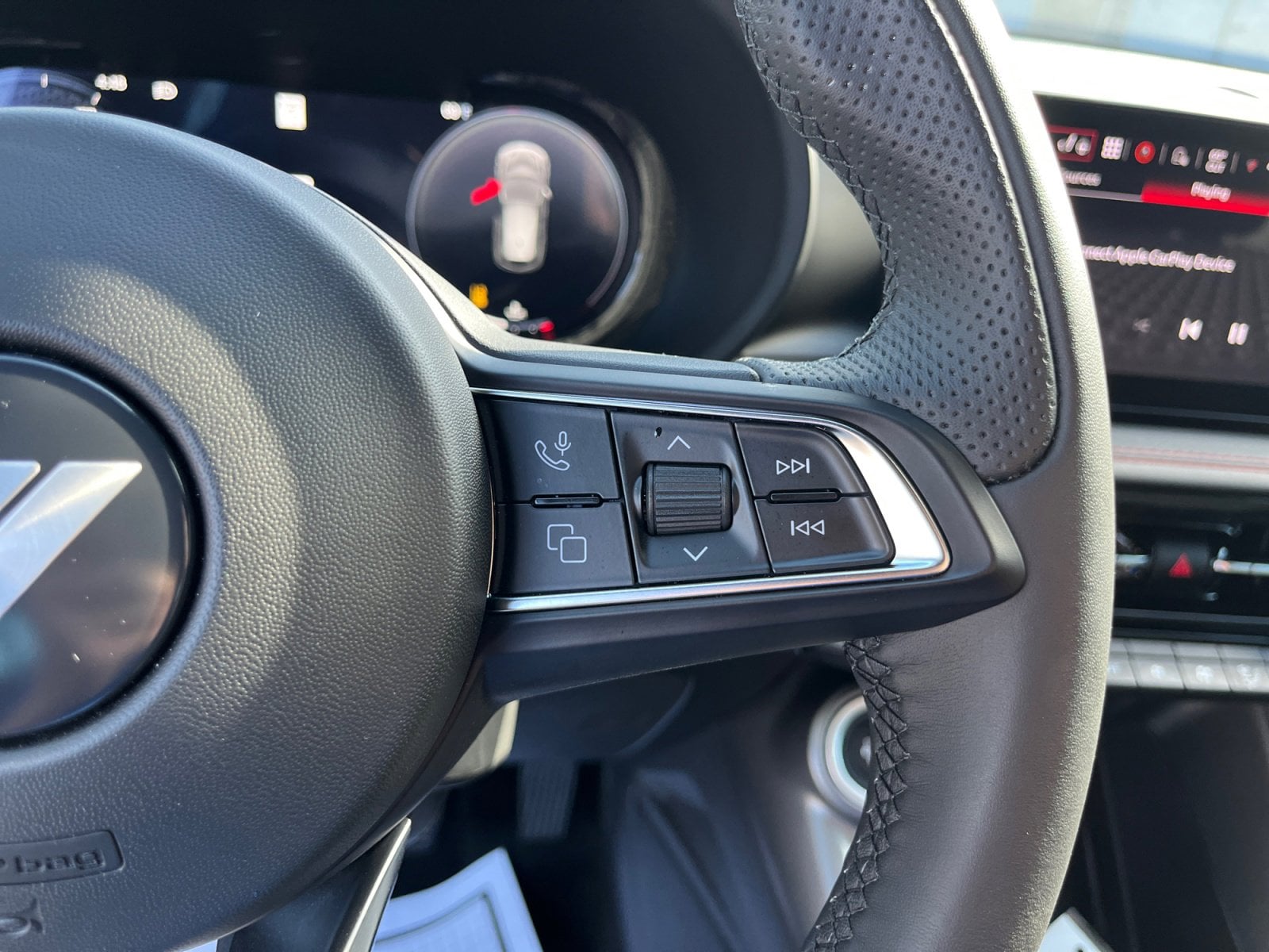 2025 Dodge Hornet GT - Photo 17