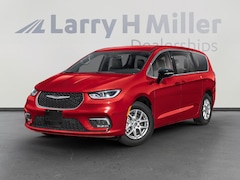 2026 Chrysler Pacifica Limited Passenger Van