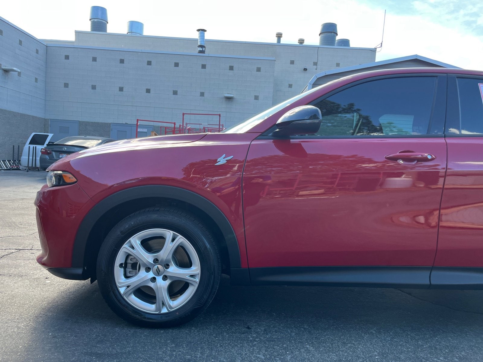 2025 Dodge Hornet GT - Photo 8