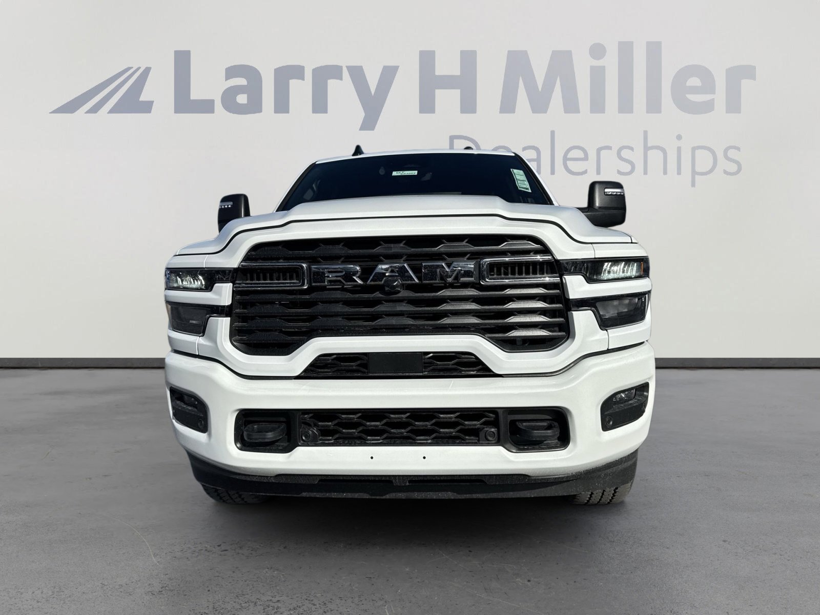 2026 Ram 3500 Big Horn photo 3