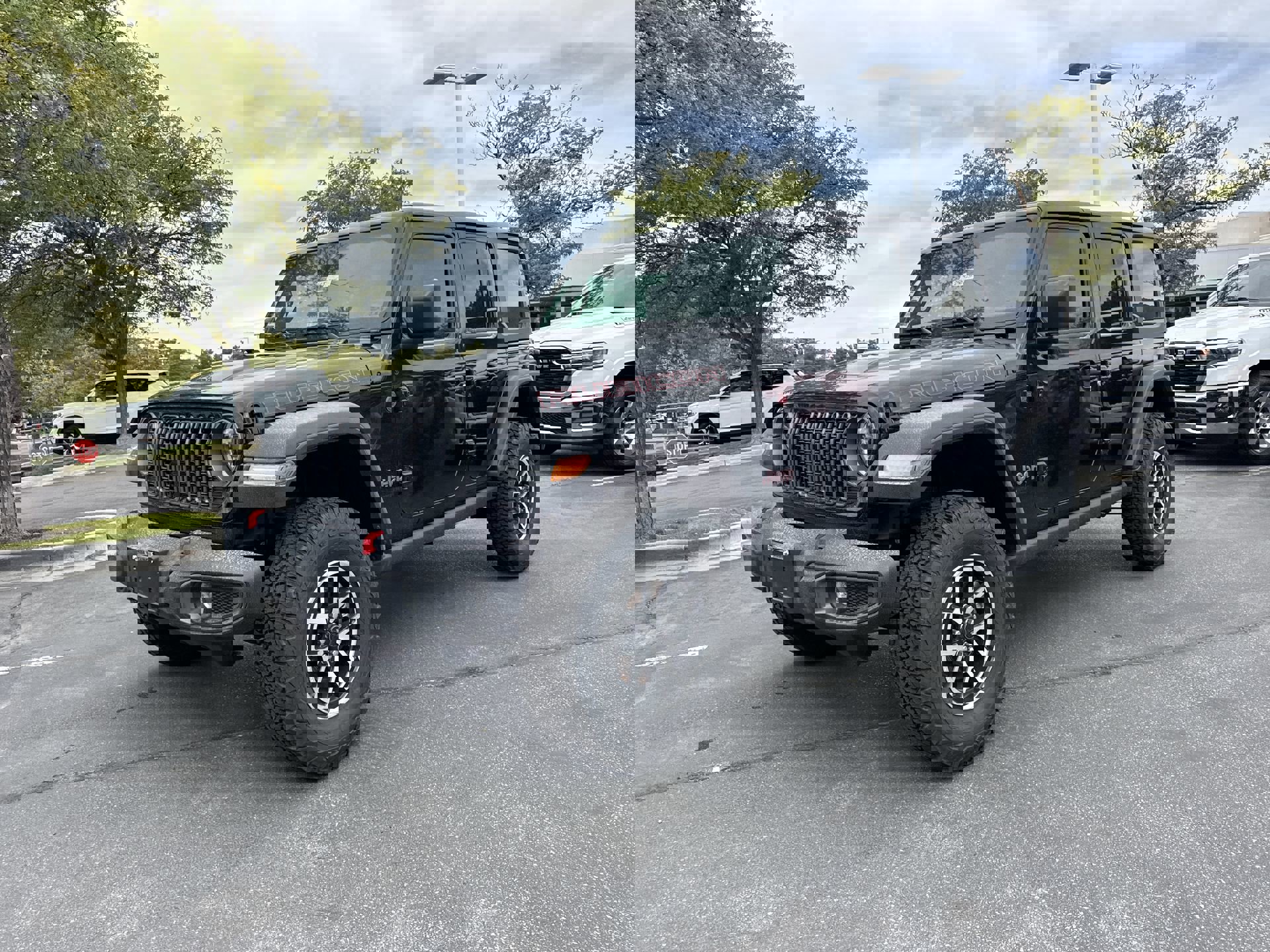 2025 Jeep Wrangler Rubicon photo 4
