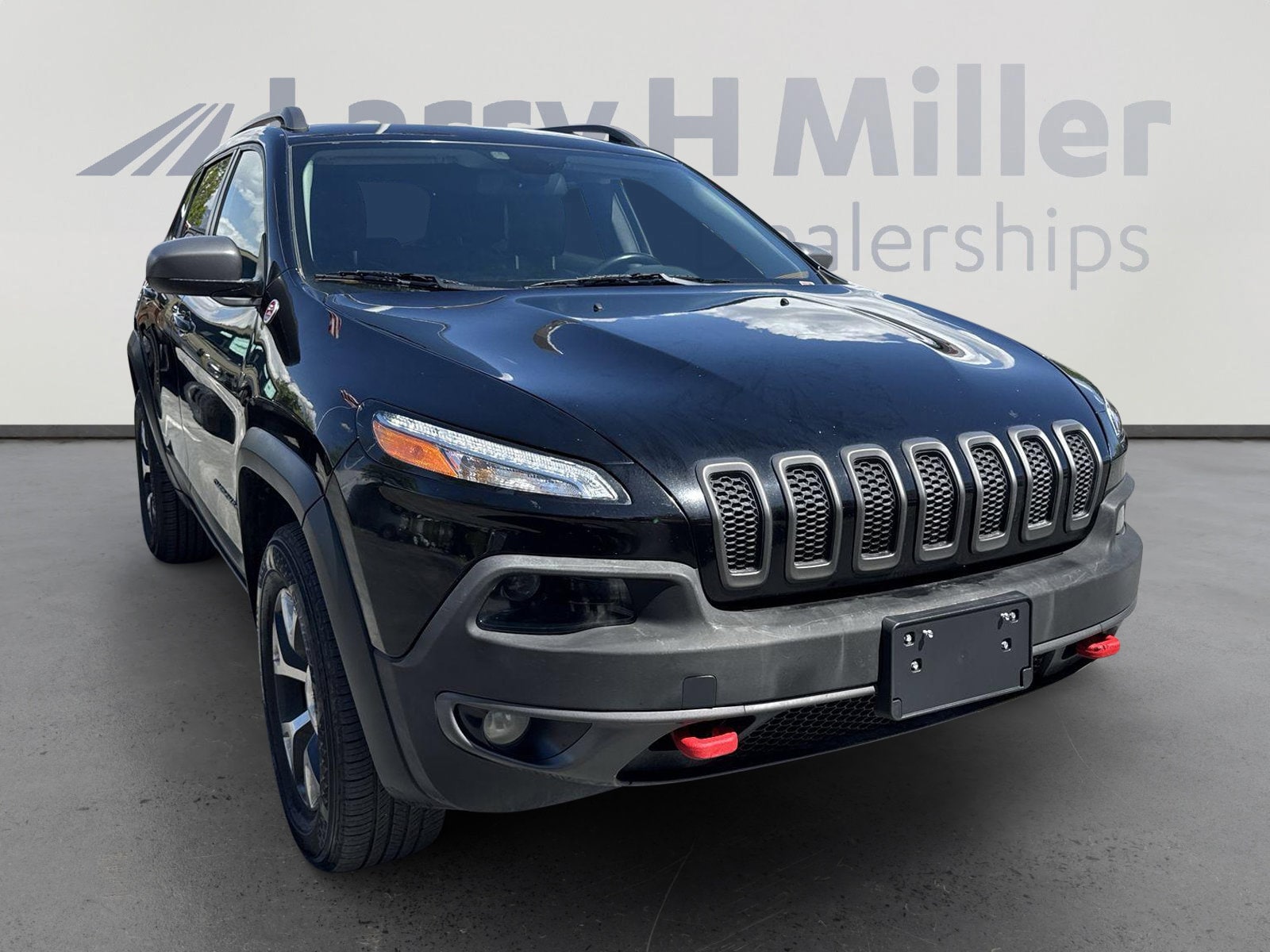 Used 2017 Jeep Cherokee Trailhawk with VIN 1C4PJMBS9HD238337 for sale in Sandy, UT