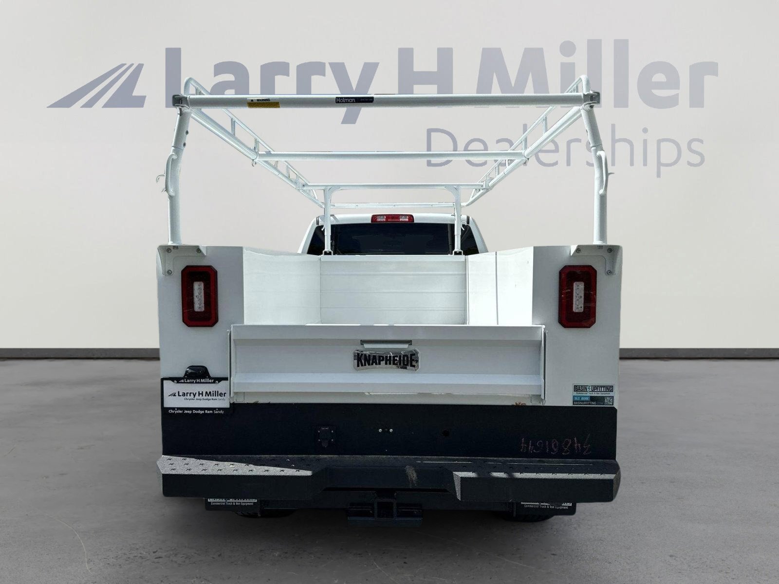 2024 Ram 3500 Tradesman photo 2