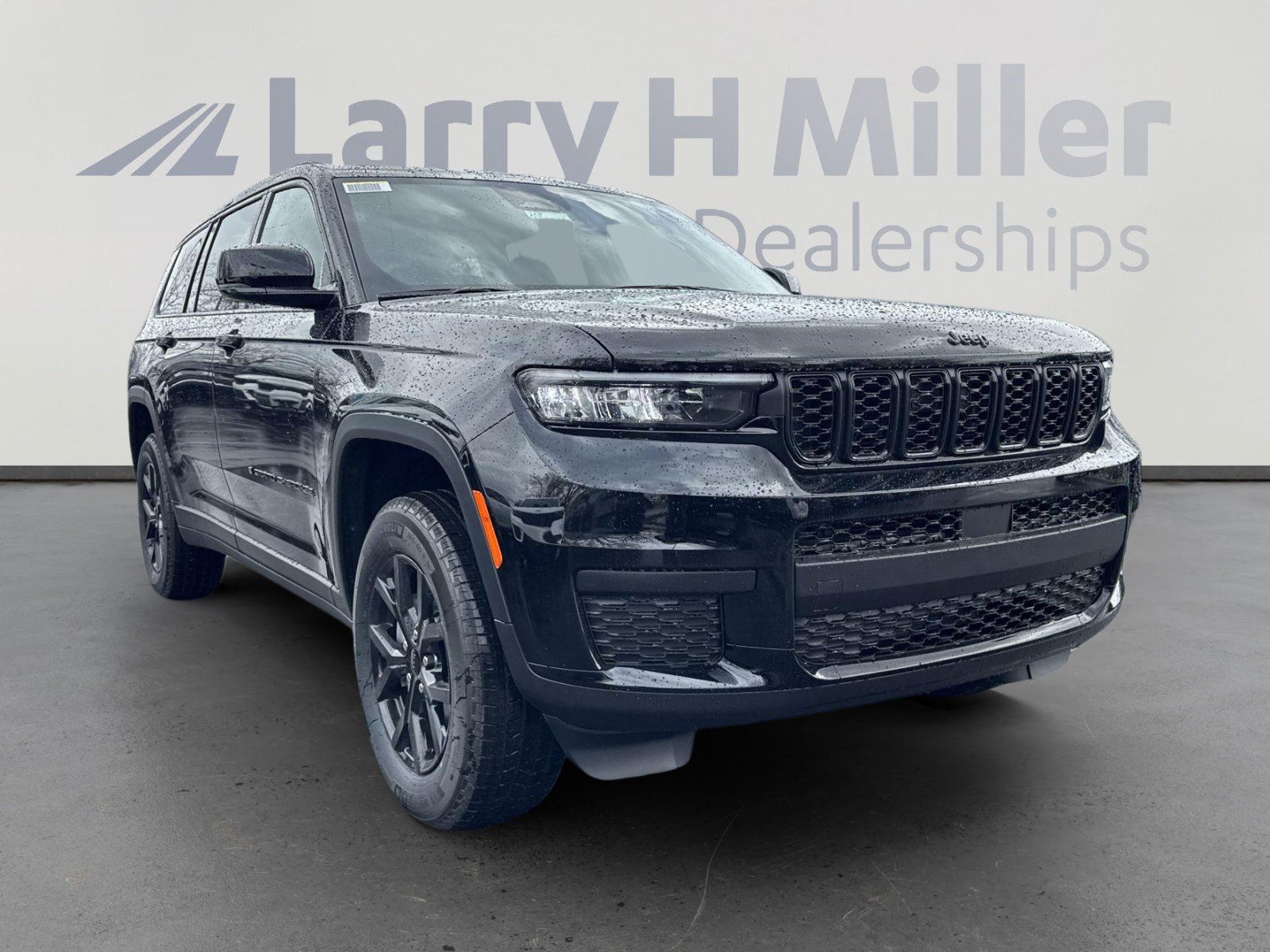 2025 Jeep Grand Cherokee Altitude X photo 2