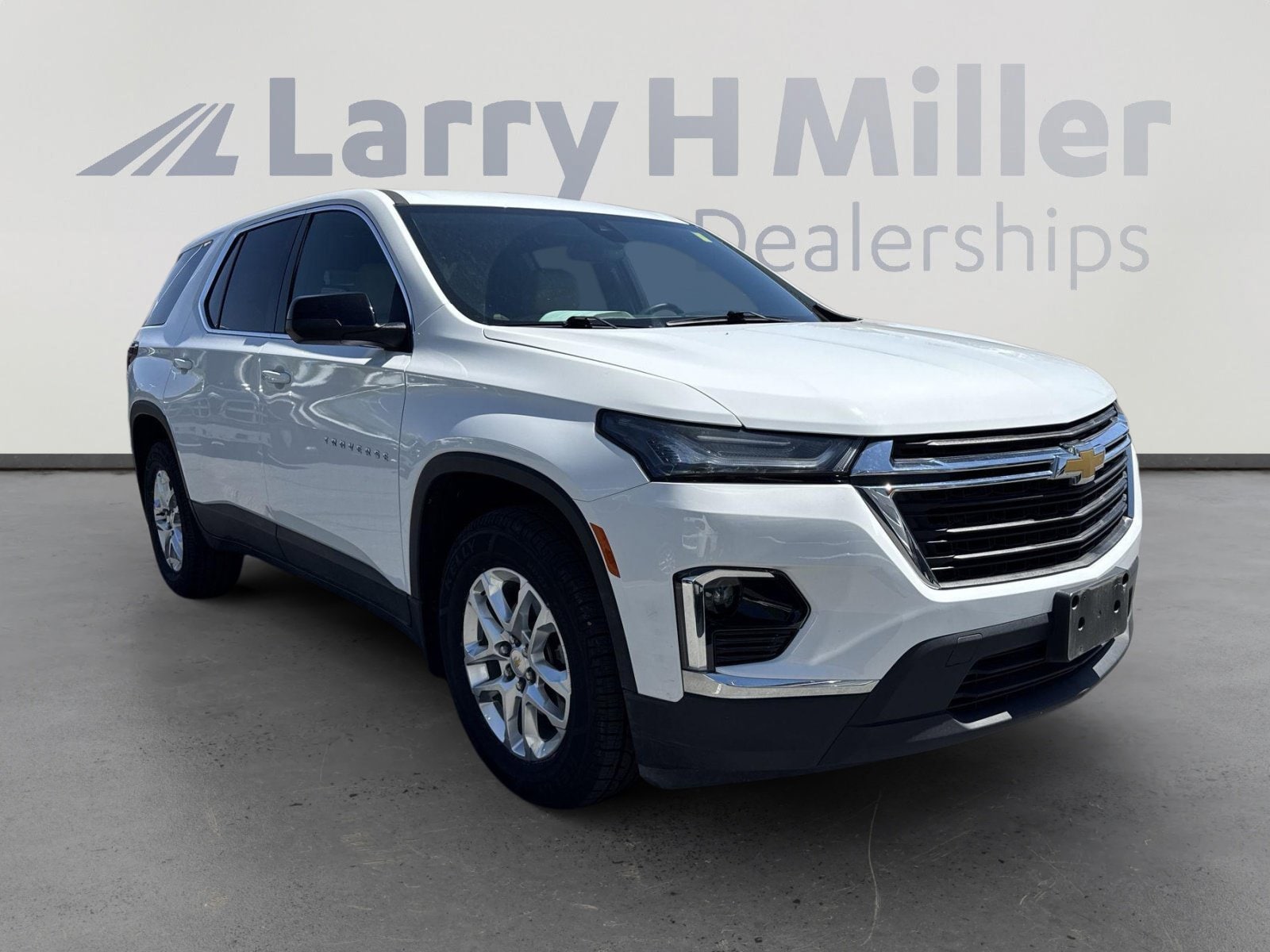 Used 2023 Chevrolet Traverse LS with VIN 1GNEVFKW6PJ168569 for sale in Sandy, UT