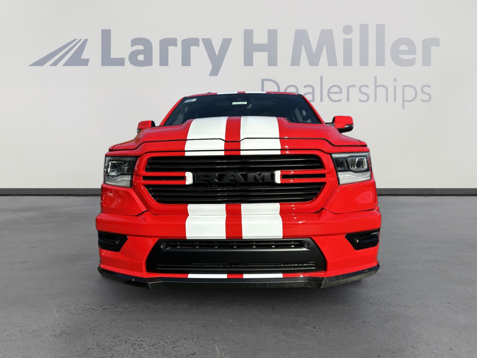 2024 Ram 1500 Laramie photo 3