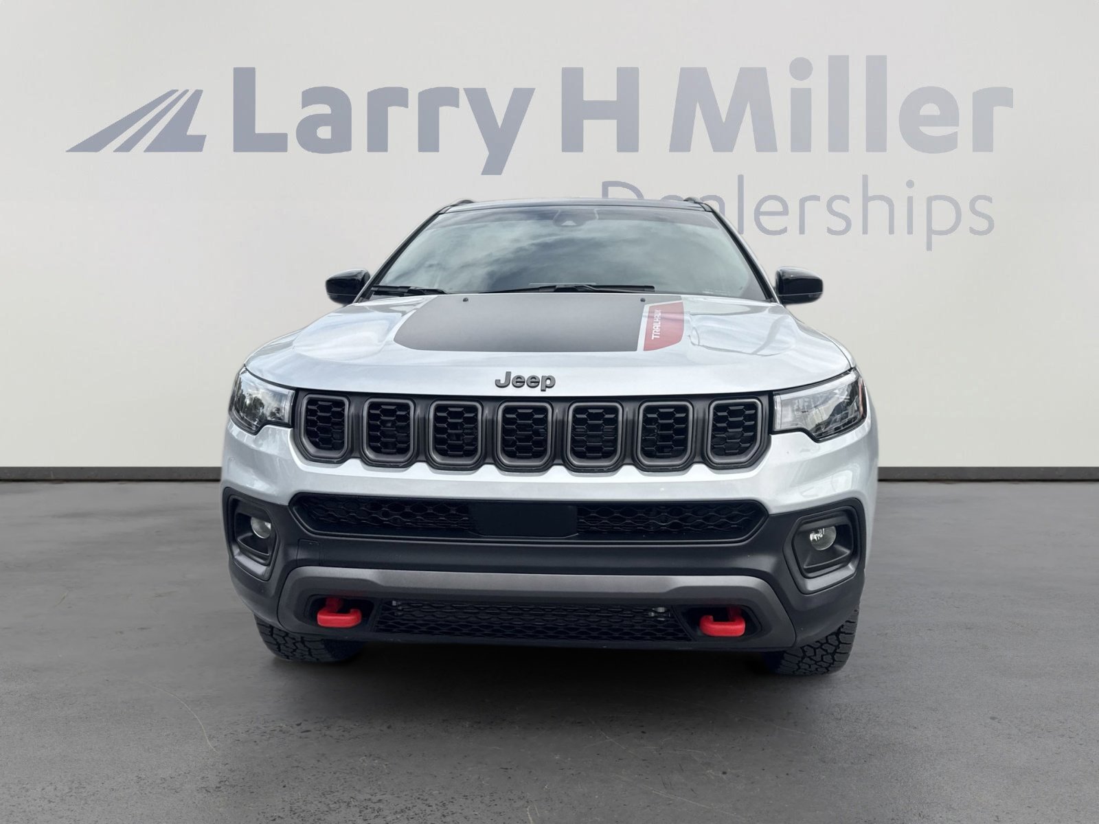 2025 Jeep Compass Trailhawk photo 3