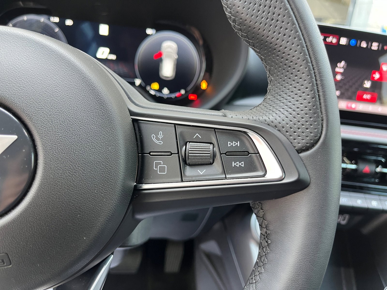 2025 Dodge Hornet GT - Photo 18