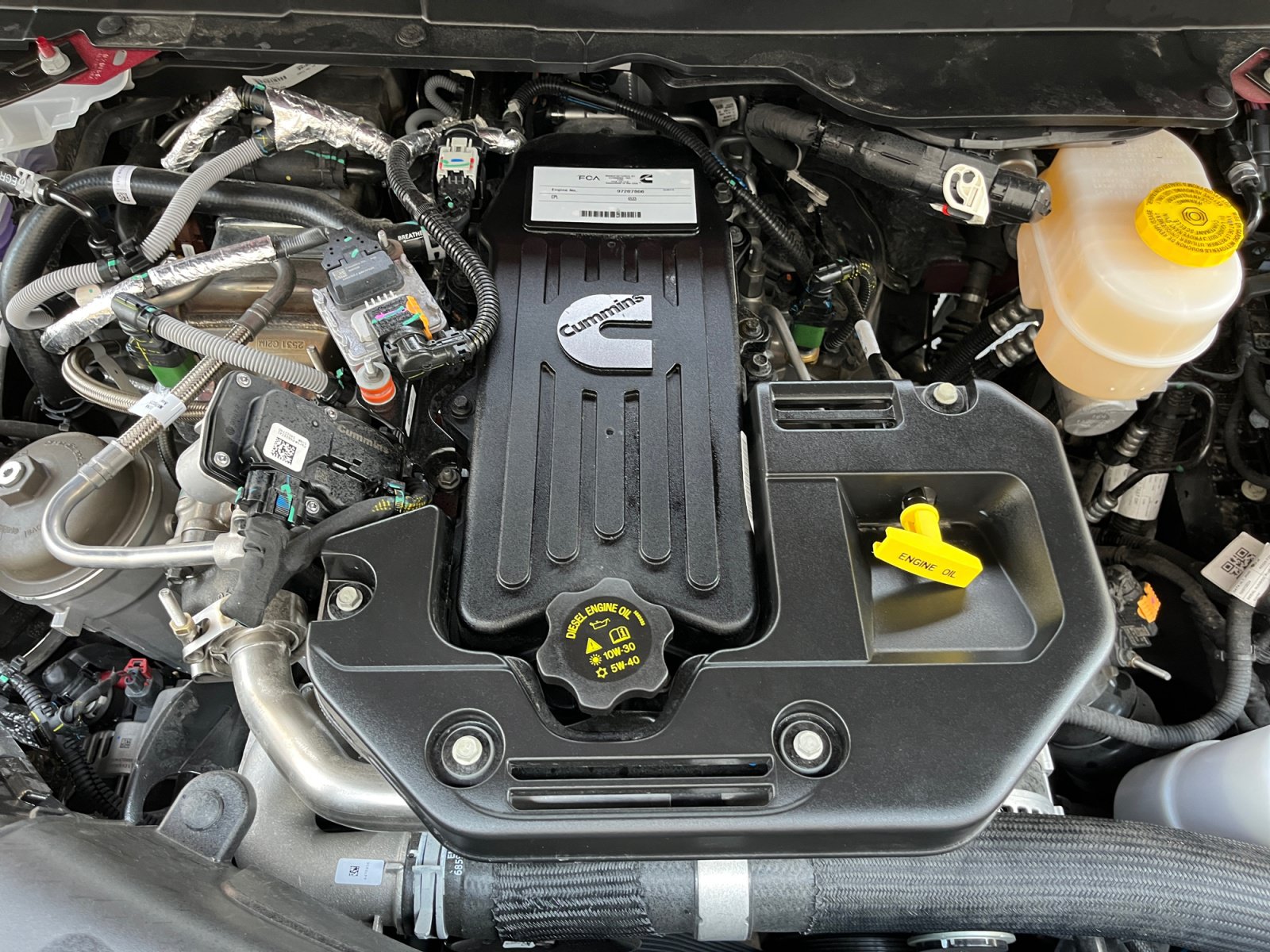 2026 RAM 3500 Laramie - Photo 29