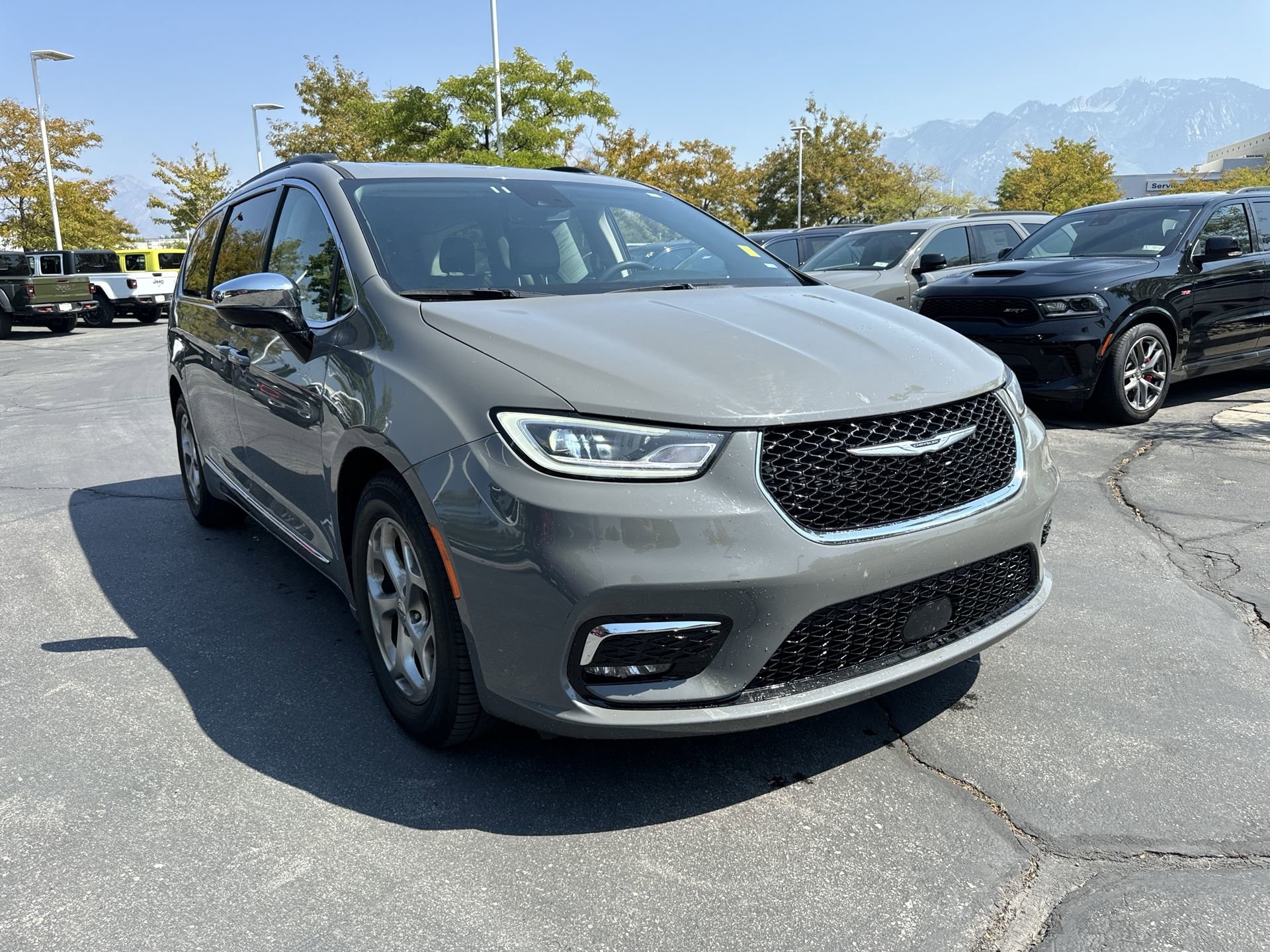 Used 2023 Chrysler Pacifica Limited with VIN 2C4RC1GG3PR520863 for sale in Sandy, UT