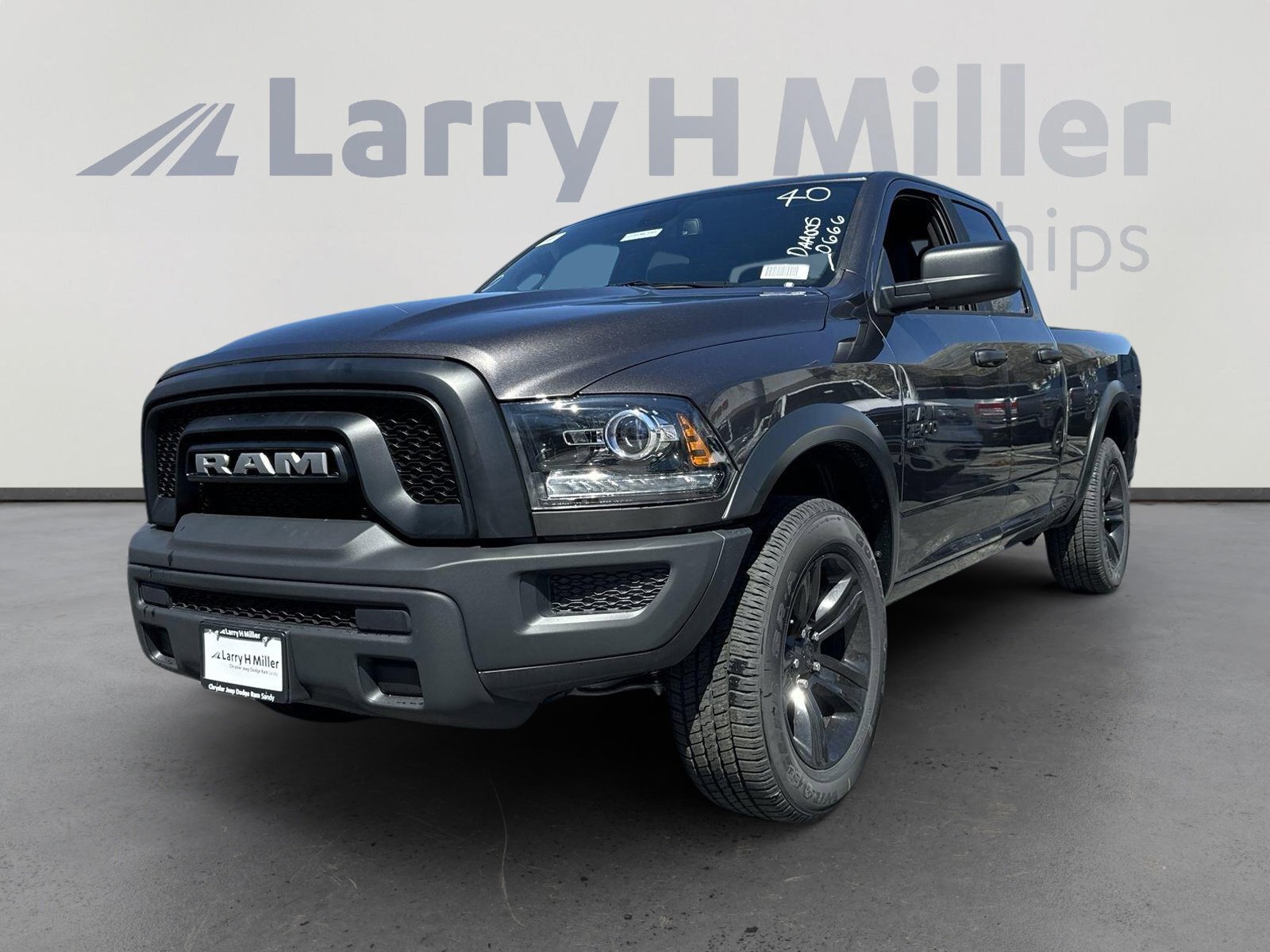 2024 Ram 1500 Classic Warlock photo 4