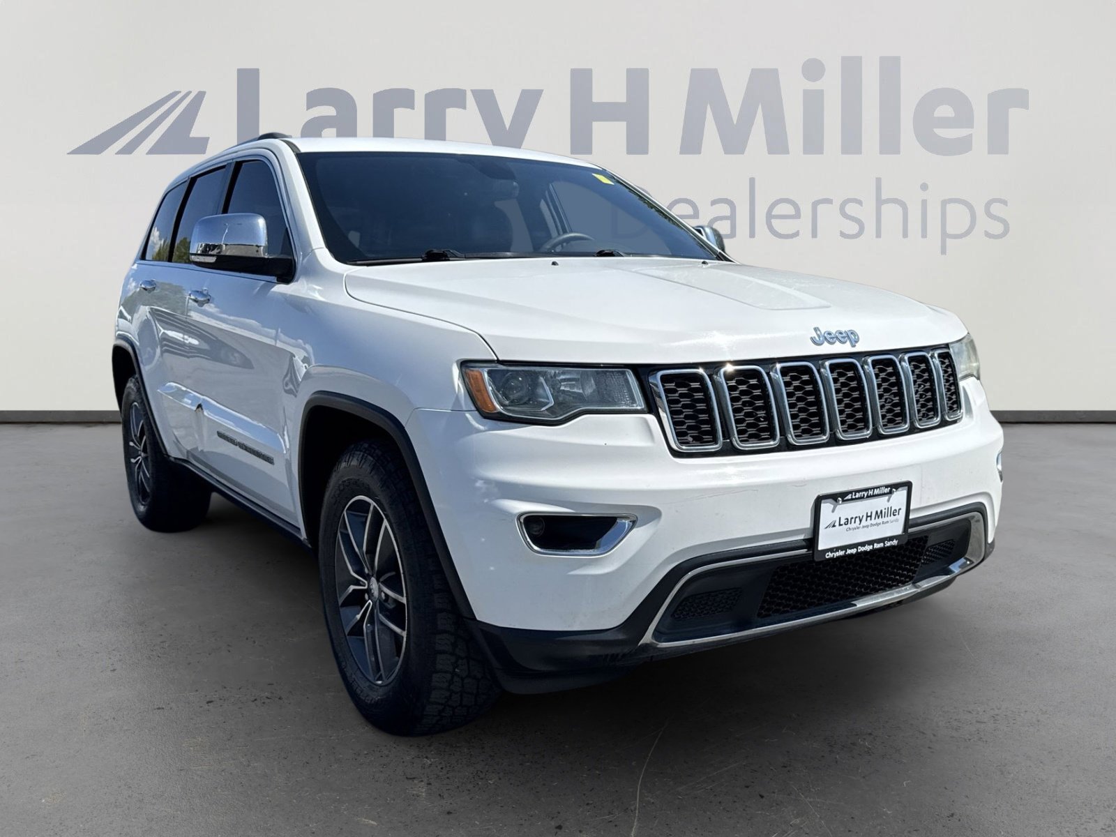 2018 Jeep Grand Cherokee Limited photo 2