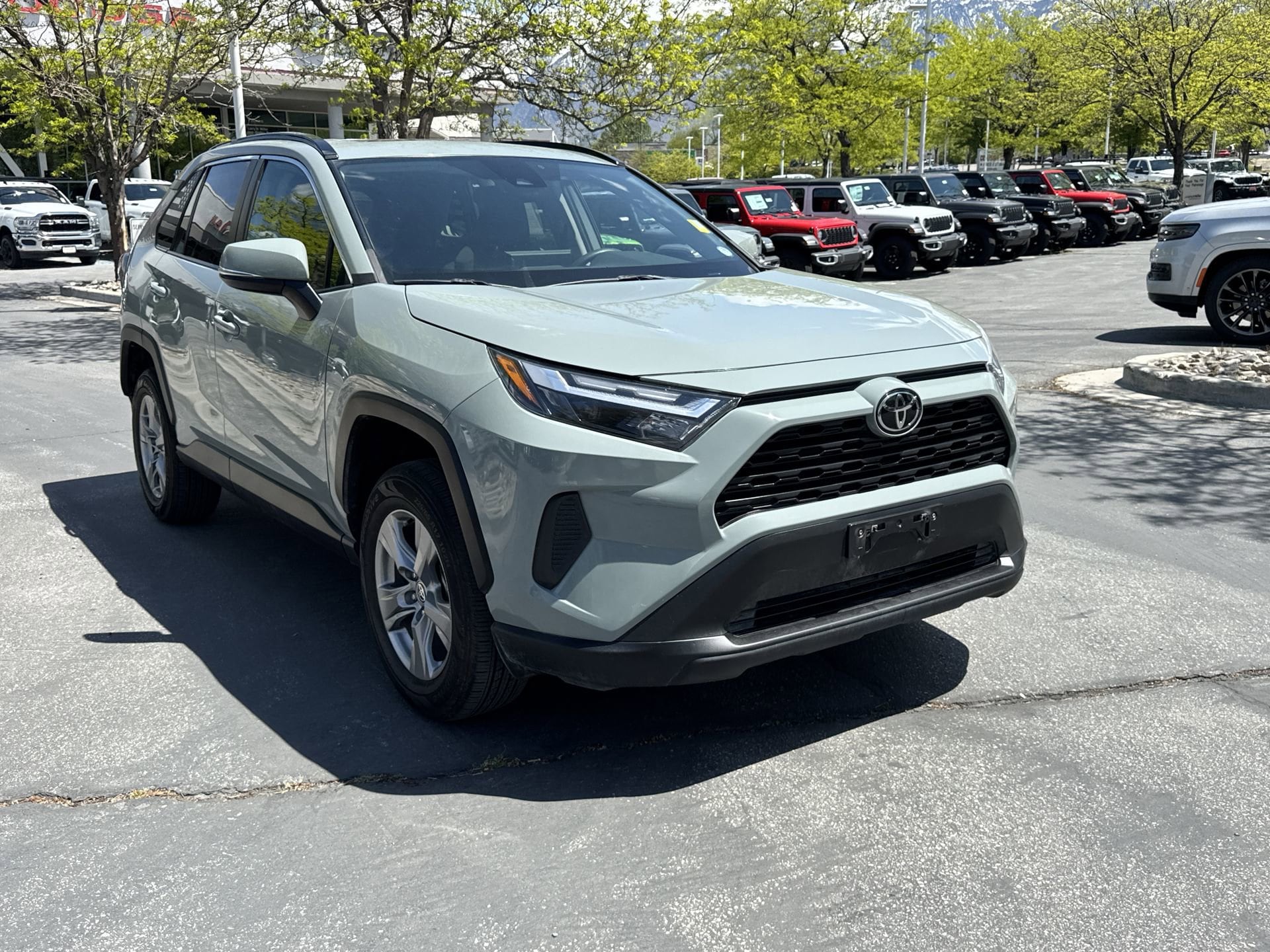 Used 2022 Toyota RAV4 XLE with VIN 2T3P1RFV6NW250588 for sale in Sandy, UT
