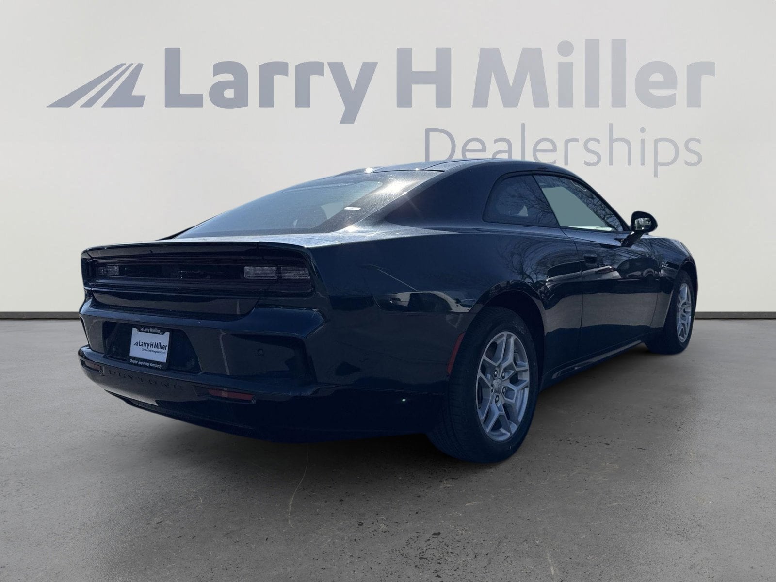 2025 Dodge Charger Daytona R/T - Photo 8