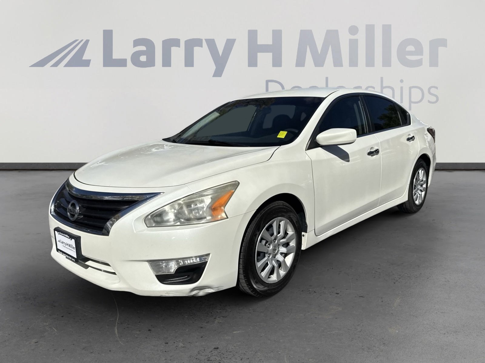 2014 Nissan Altima 2.5 S photo 3