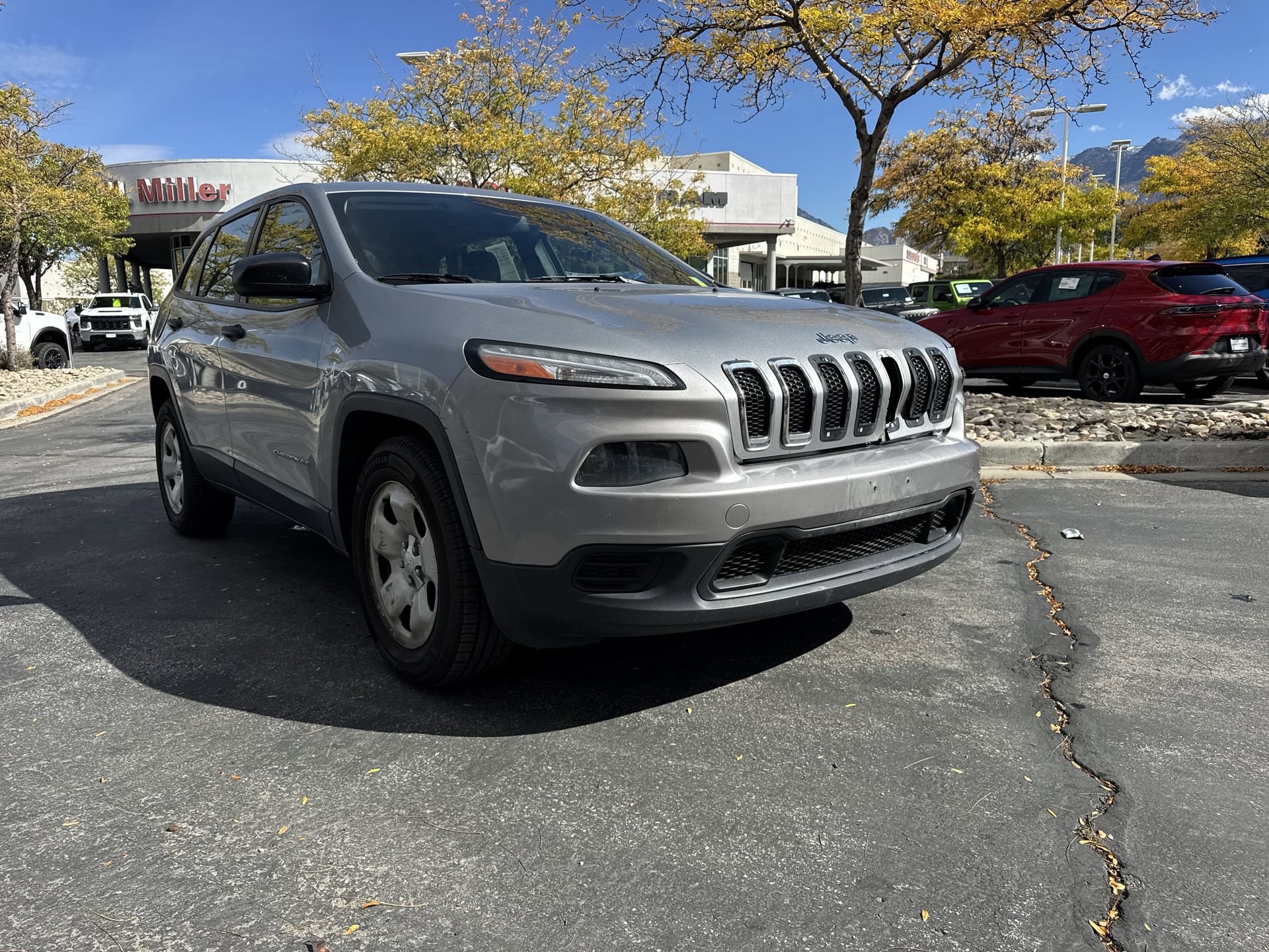 Used 2014 Jeep Cherokee Sport with VIN 1C4PJMAB1EW233361 for sale in Riverdale, UT