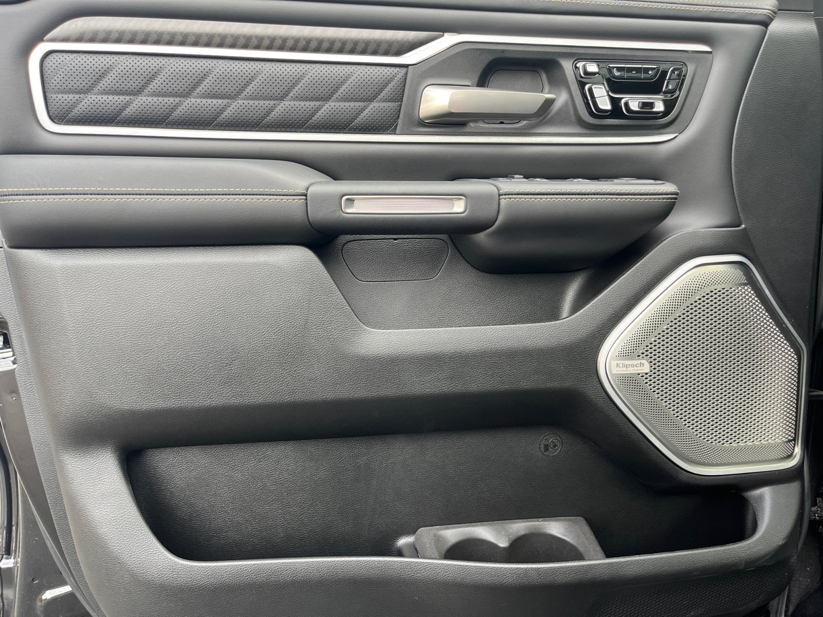 2026 RAM 1500 Tungsten - Photo 15