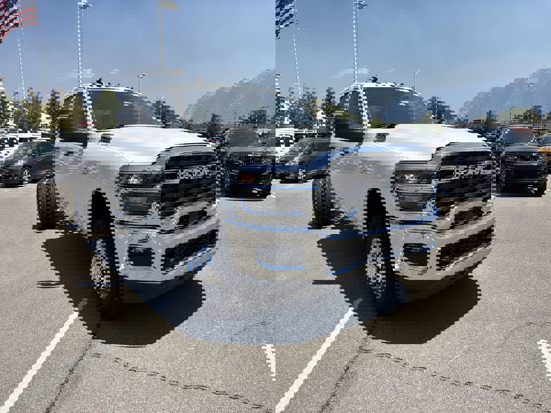 2025 Ram 3500 Tradesman photo 2