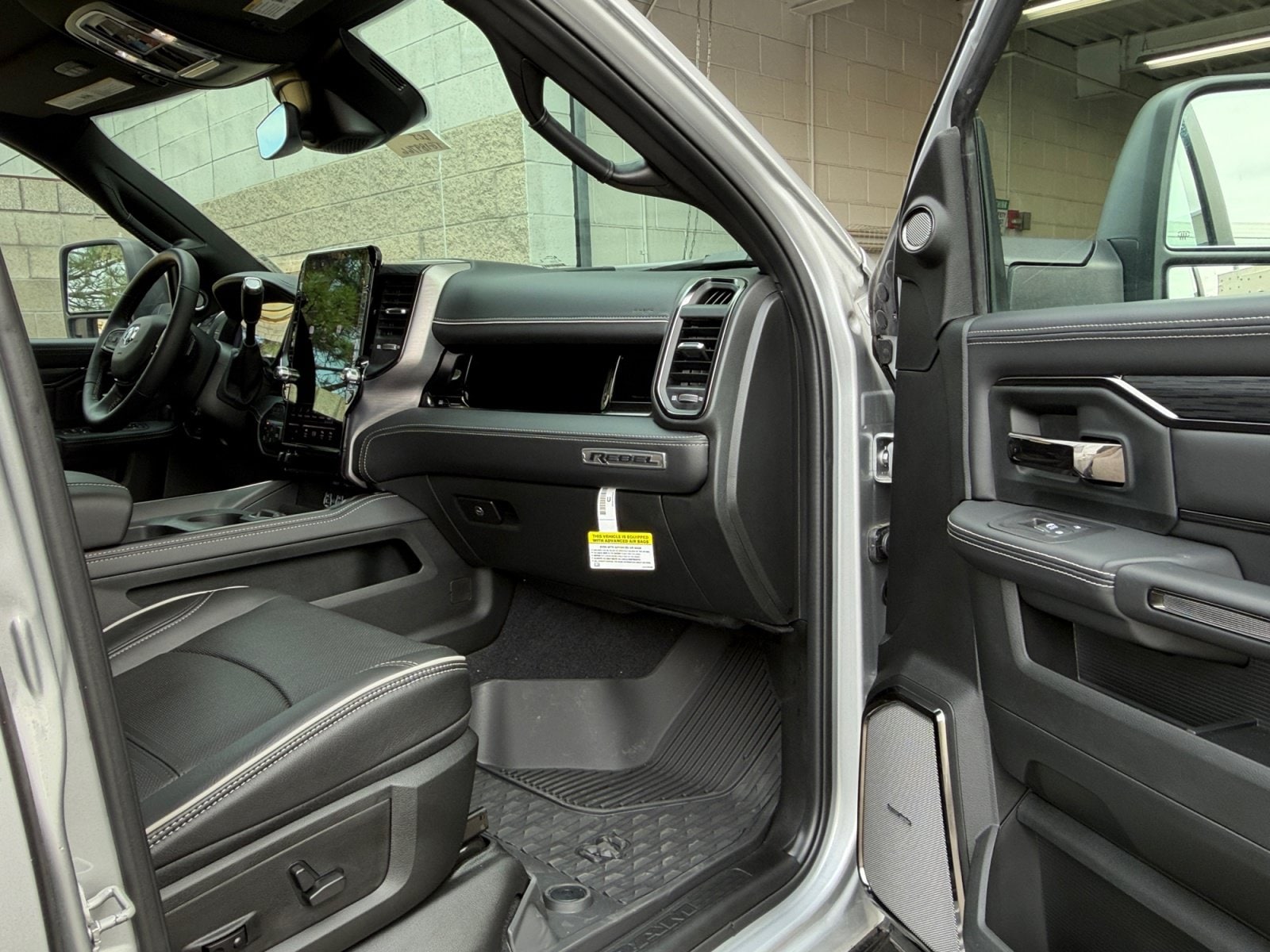 2026 RAM 2500 Rebel - Photo 27