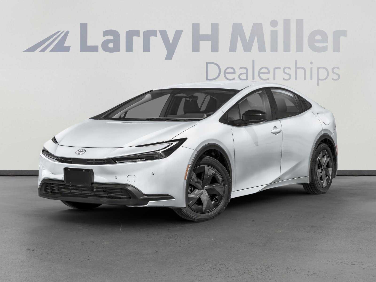 2023 Toyota Prius LE's photo