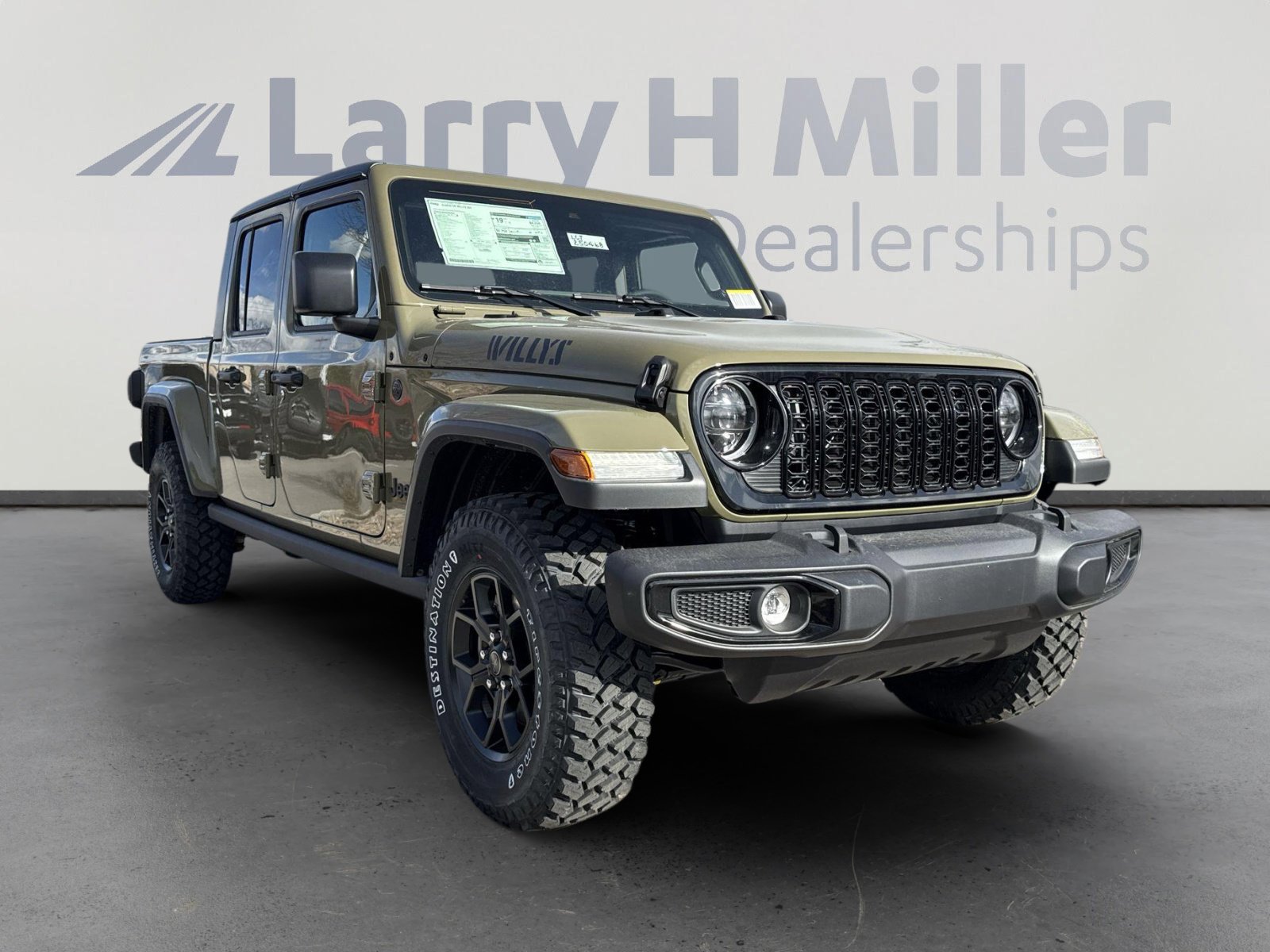 2025 Jeep Gladiator Willys photo 2