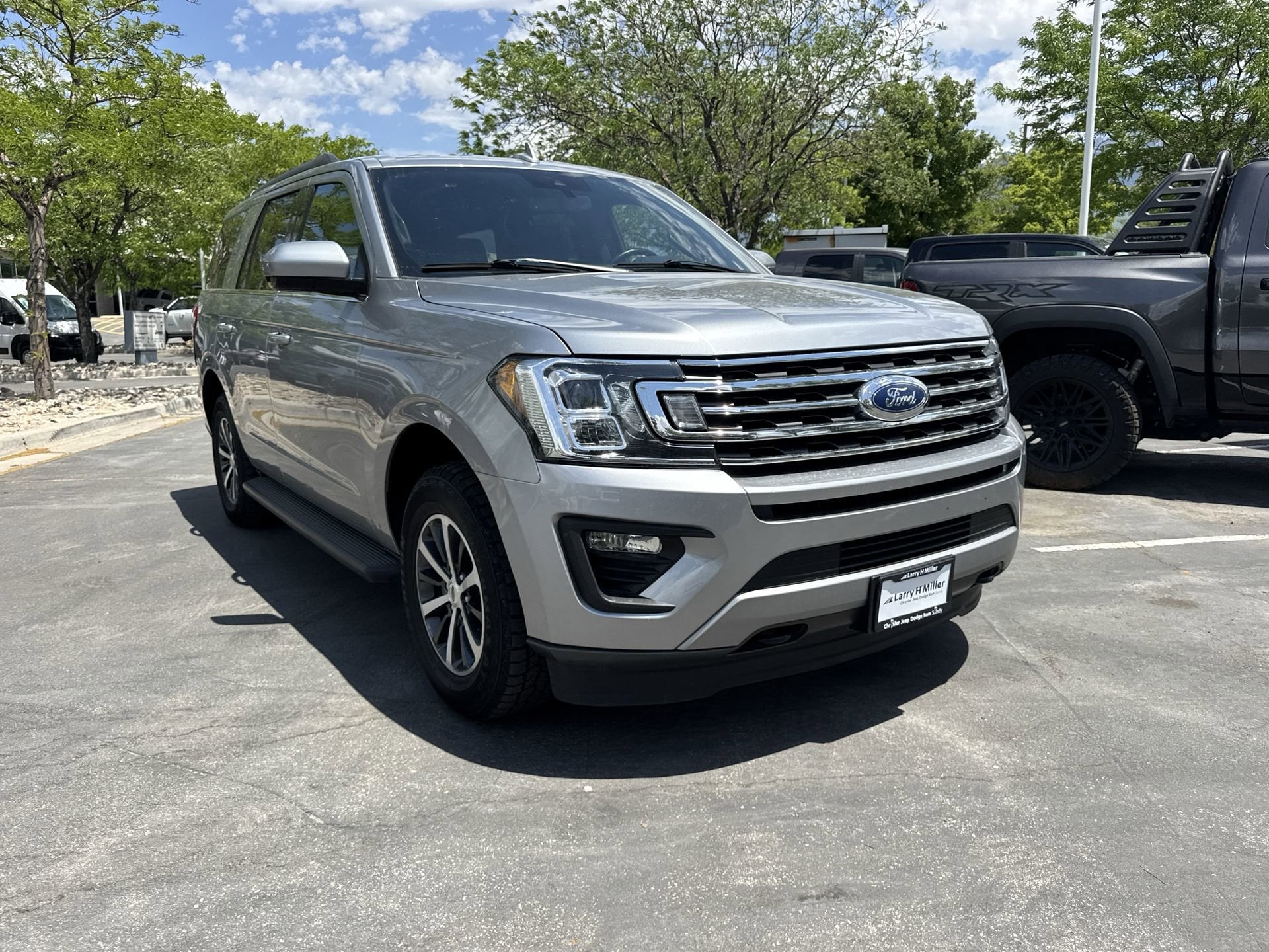 Used 2021 Ford Expedition XLT with VIN 1FMJU1JT7MEA25831 for sale in Sandy, UT