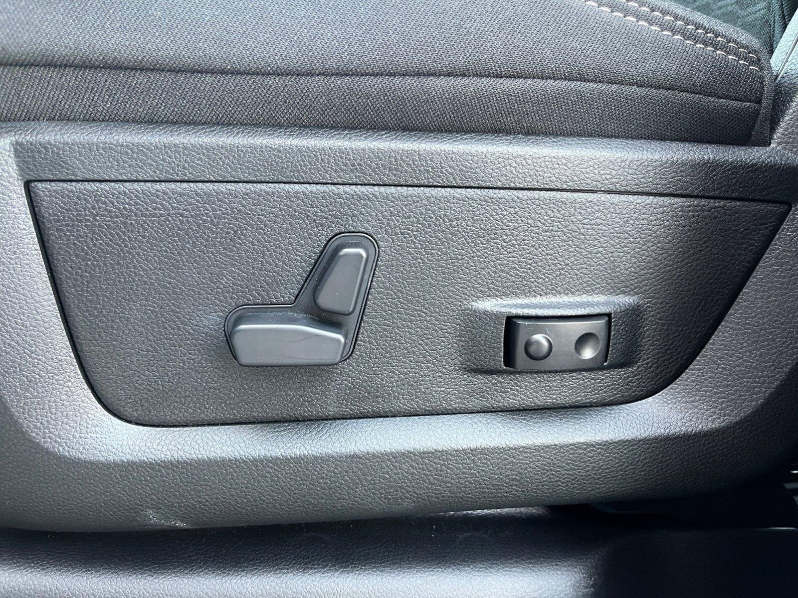 2026 RAM 2500 Big Horn - Photo 13