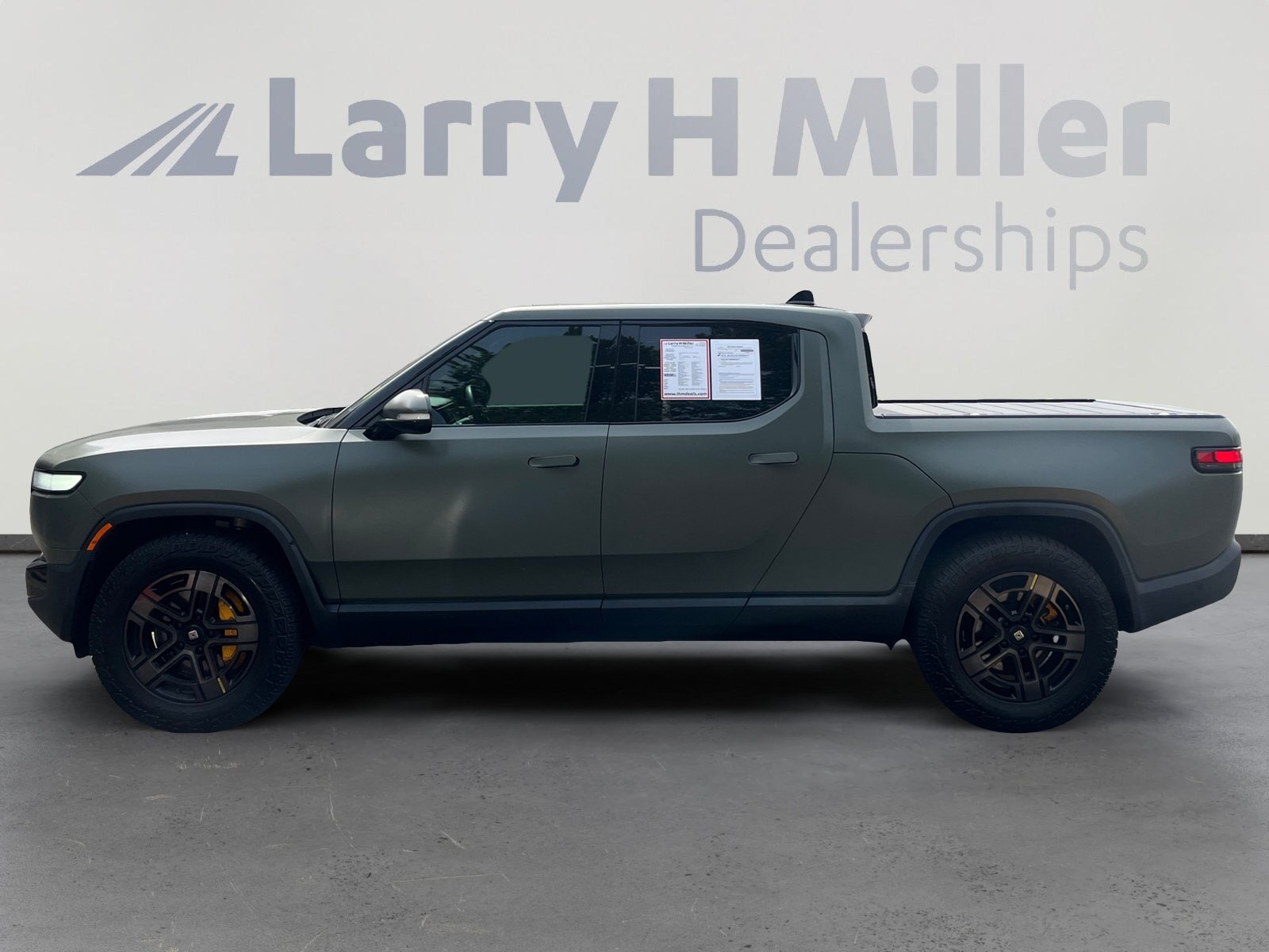 Used 2022 Rivian R1T Launch Edition with VIN 7FCTGAAL1NN004599 for sale in Sandy, UT
