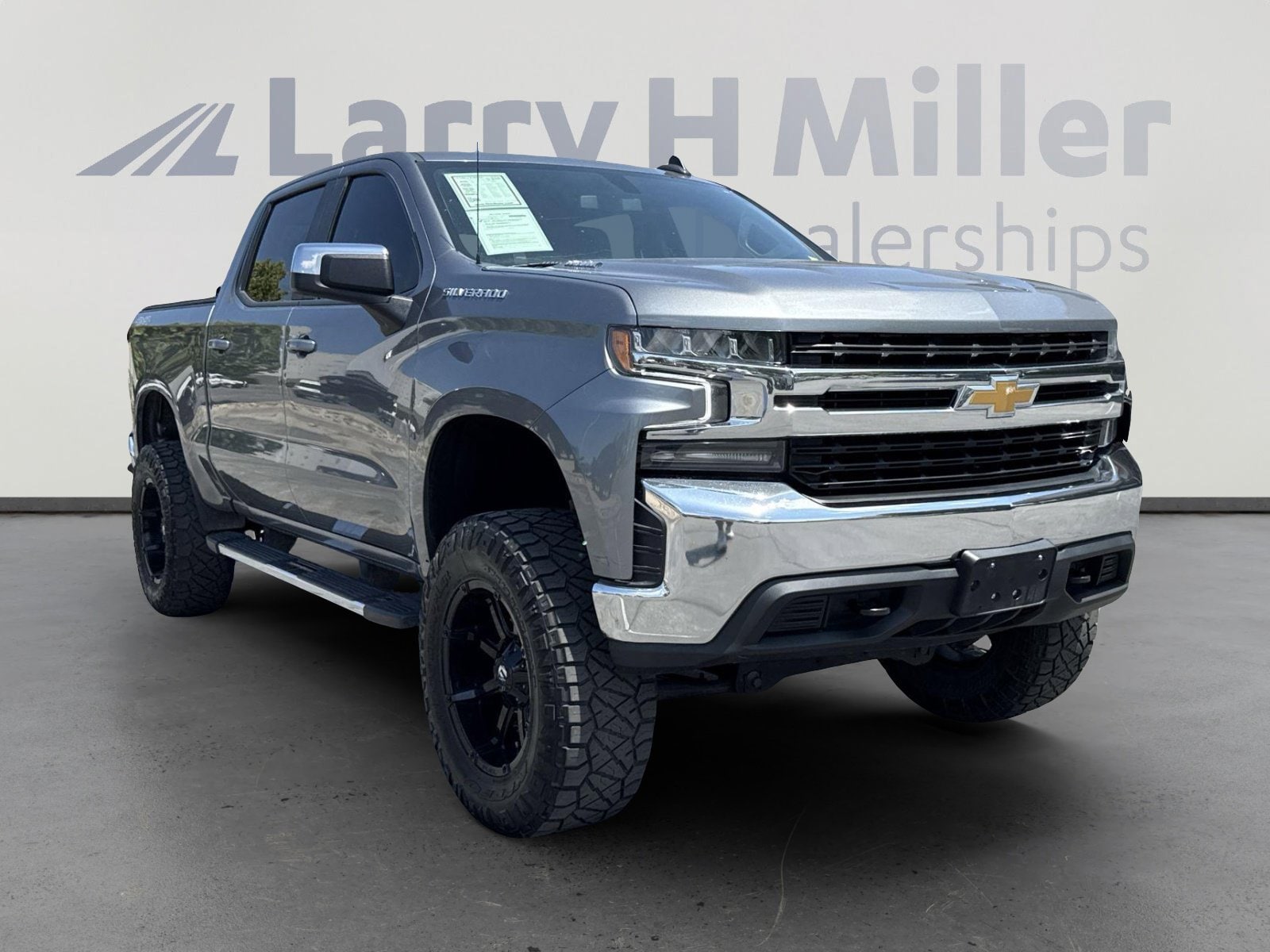 Used 2021 Chevrolet Silverado 1500 LT with VIN 1GCUYDET3MZ112460 for sale in Sandy, UT