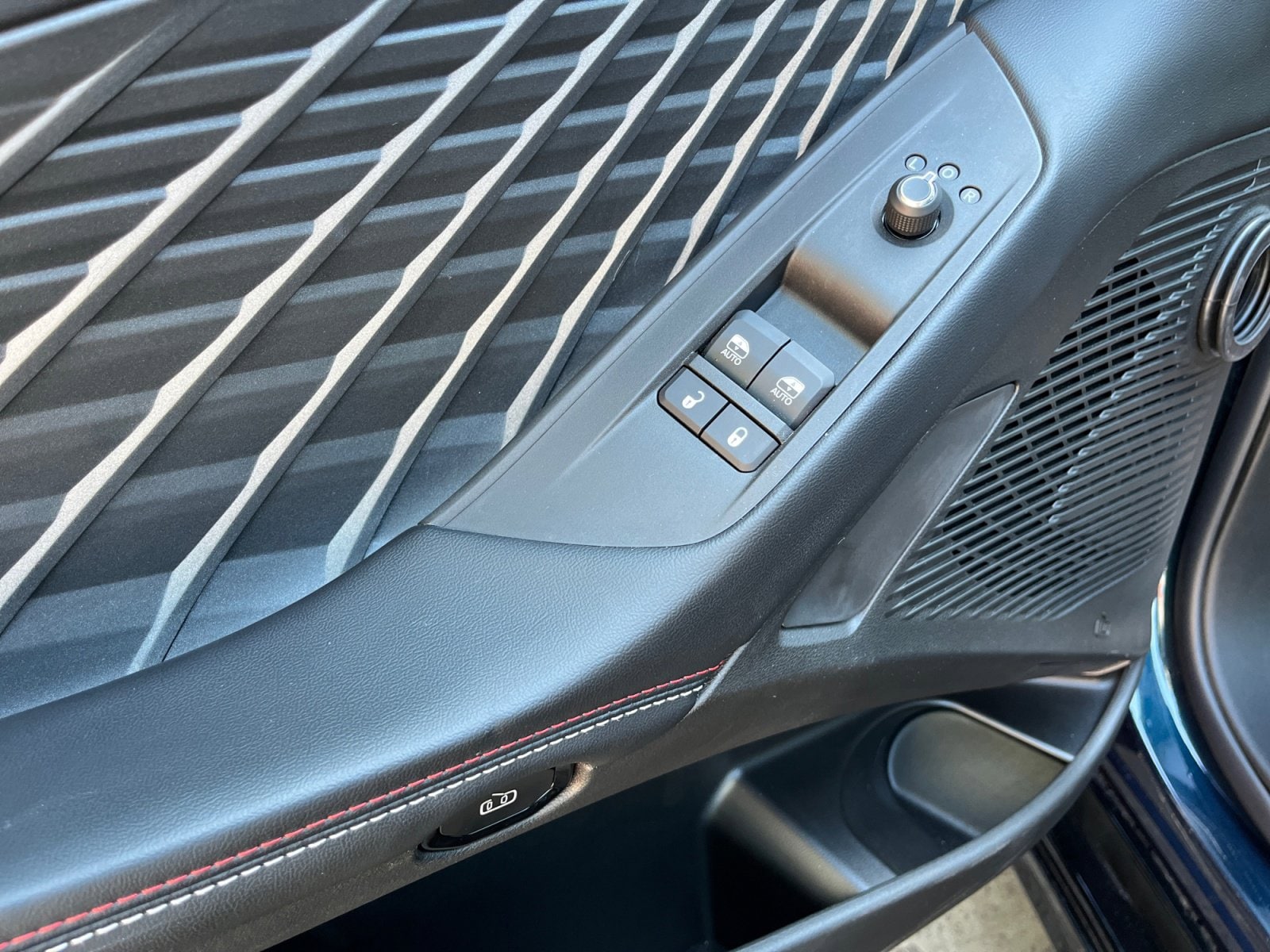 2025 Dodge Charger Daytona R/T - Photo 14