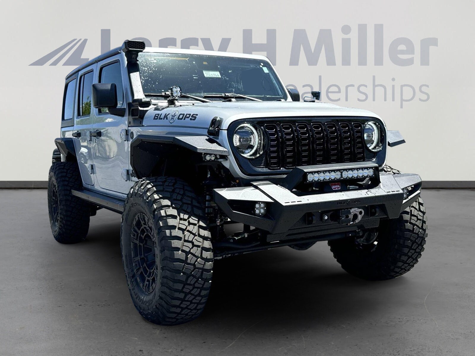 2024 Jeep Wrangler Willys Sport photo 2
