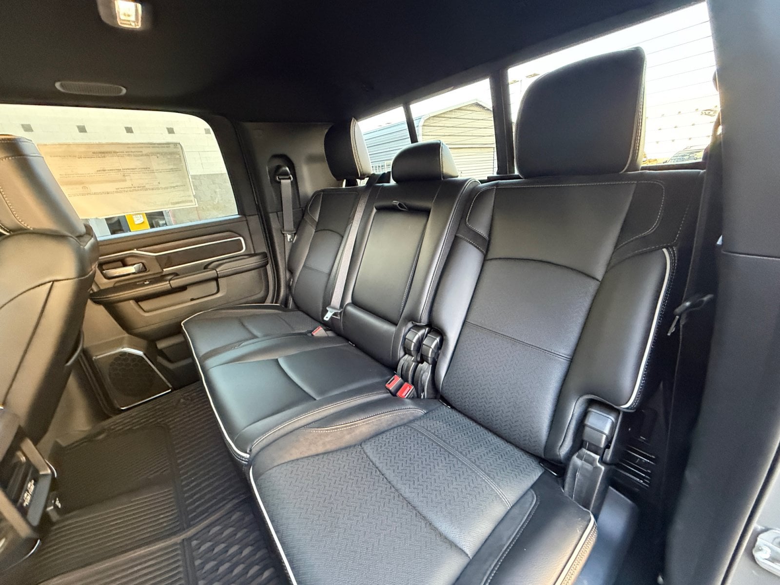 2026 RAM 2500 Laramie - Photo 15