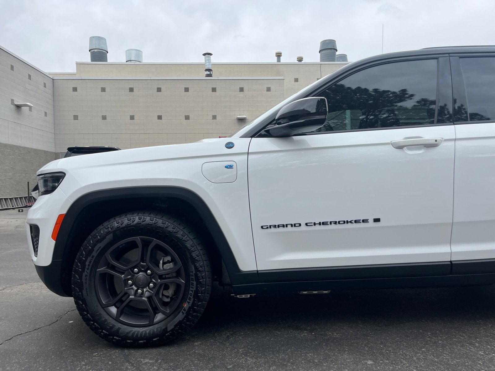 2025 Jeep Grand Cherokee Trailhawk 4xe - Photo 9