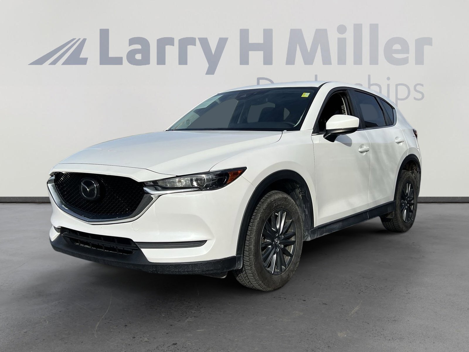 2020 Mazda CX-5 Touring photo 4
