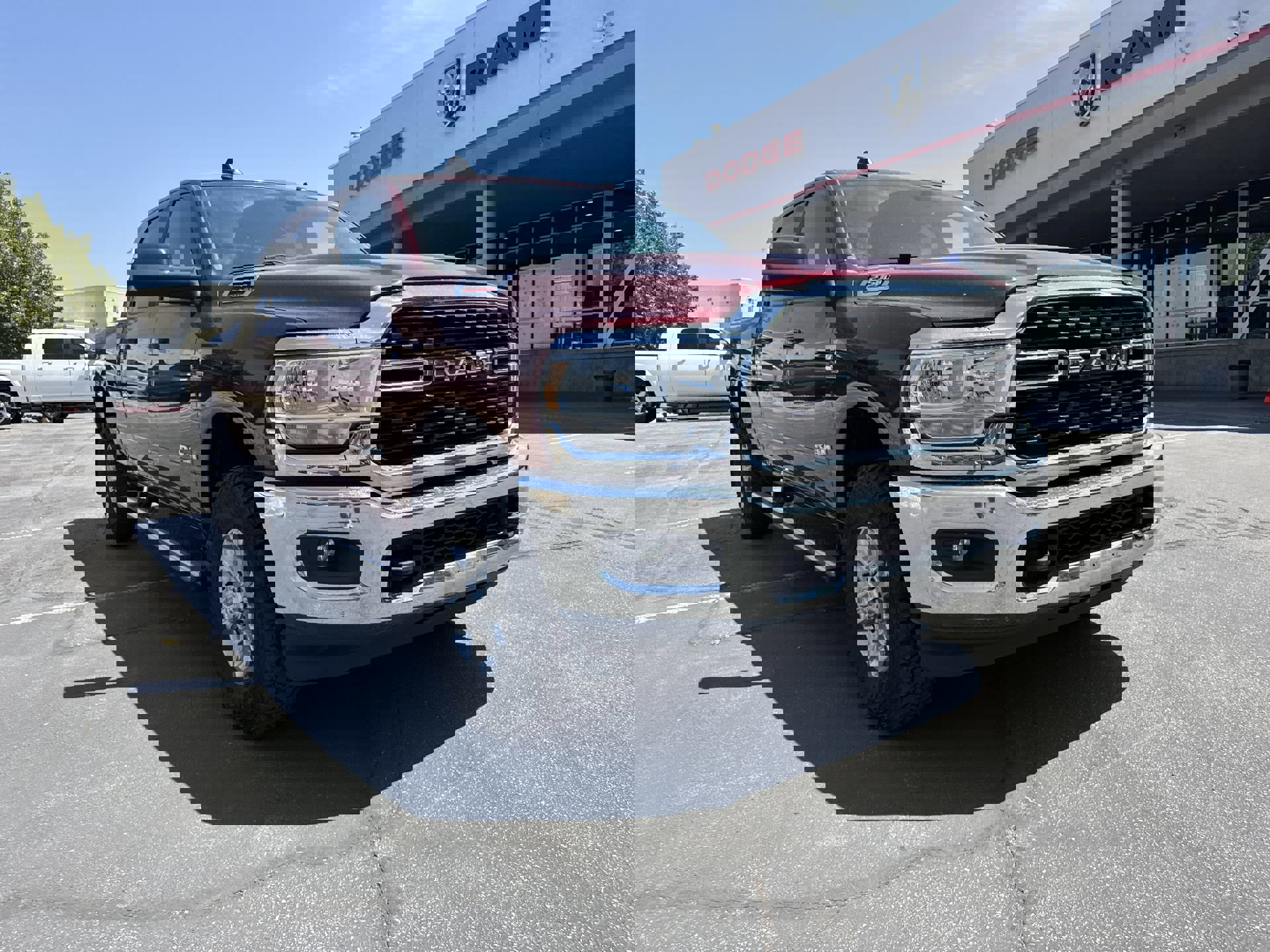 3C6UR5ML2NG130297