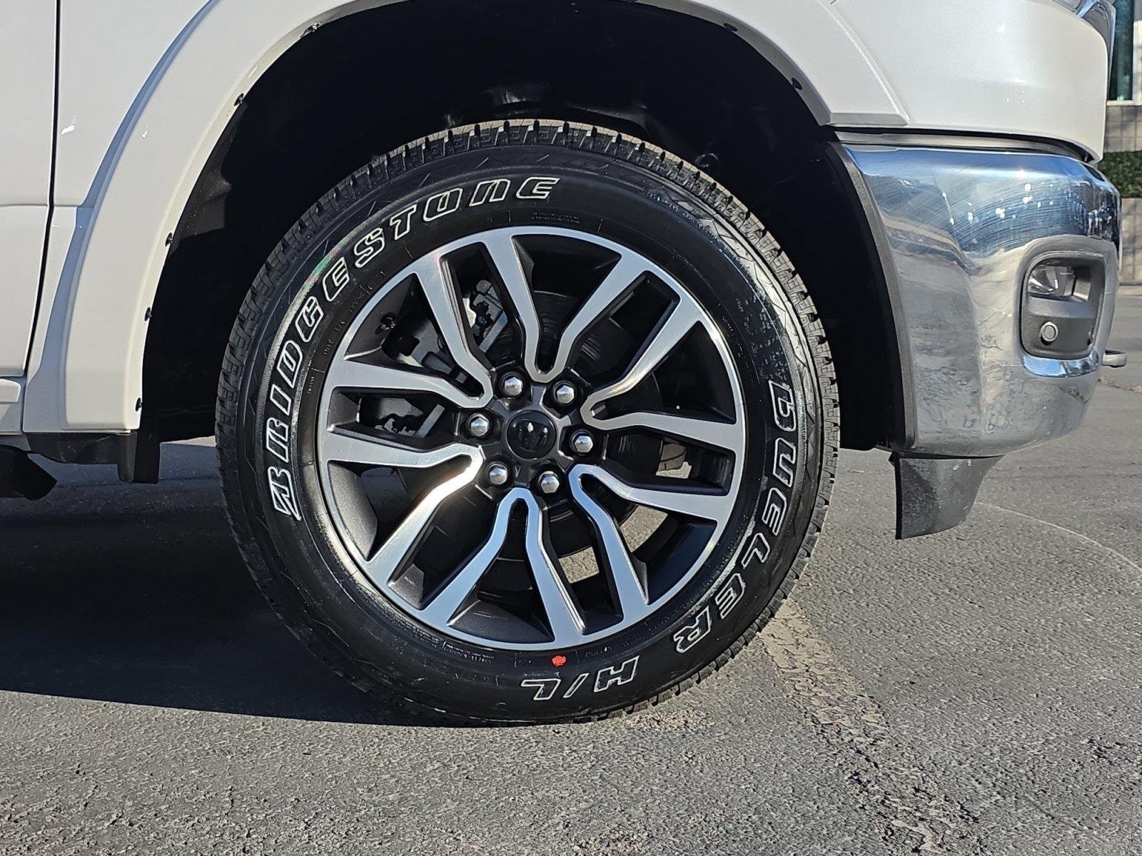 2026 RAM 1500 Limited - Photo 12