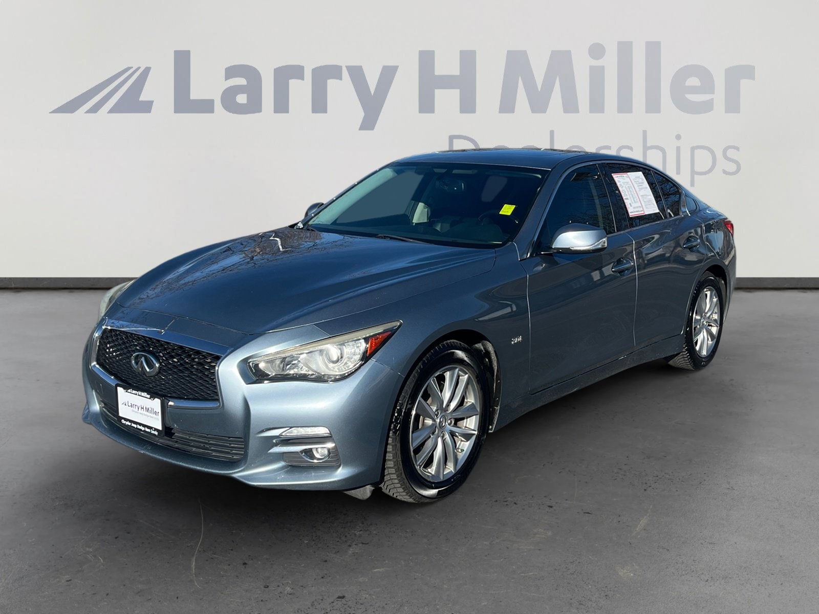 2016 INFINITI Q50 Base