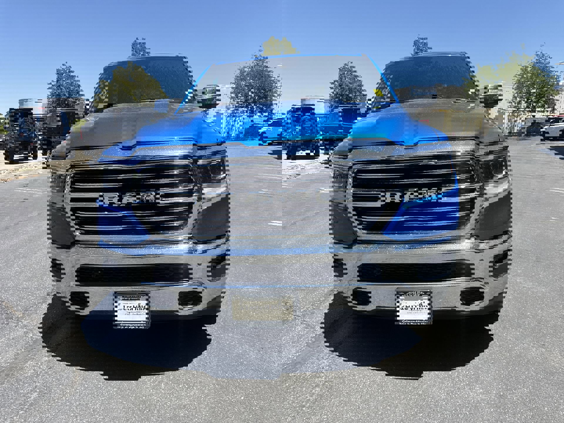 2023 Ram 1500 Laramie photo 3