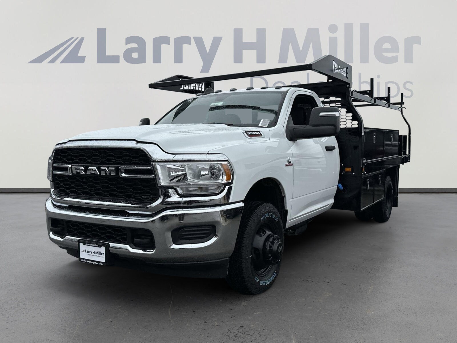 2024 Ram 3500 Tradesman photo 4