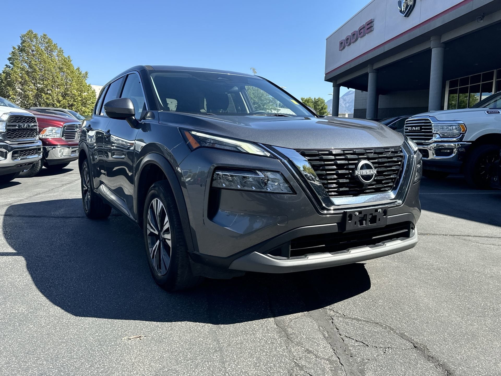 Used 2022 Nissan Rogue SV with VIN 5N1BT3BB1NC678628 for sale in Sandy, UT