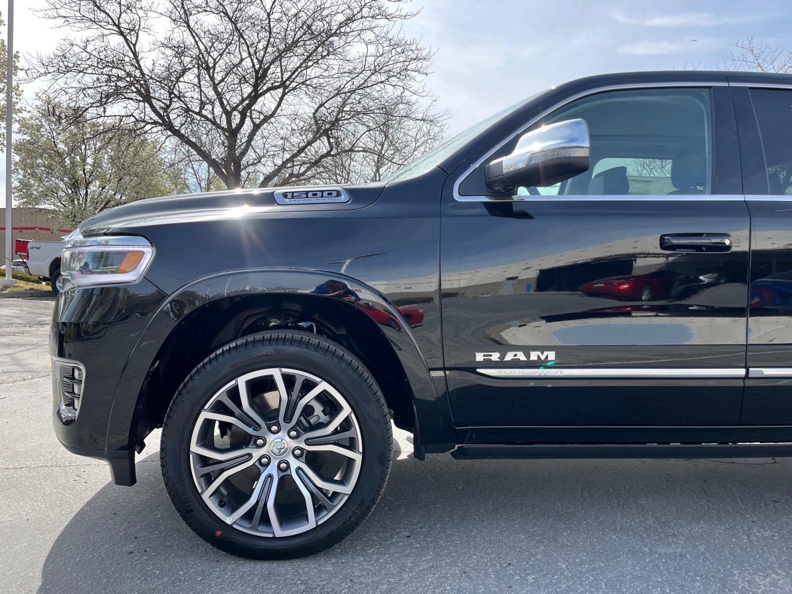 2026 RAM 1500 Tungsten - Photo 9