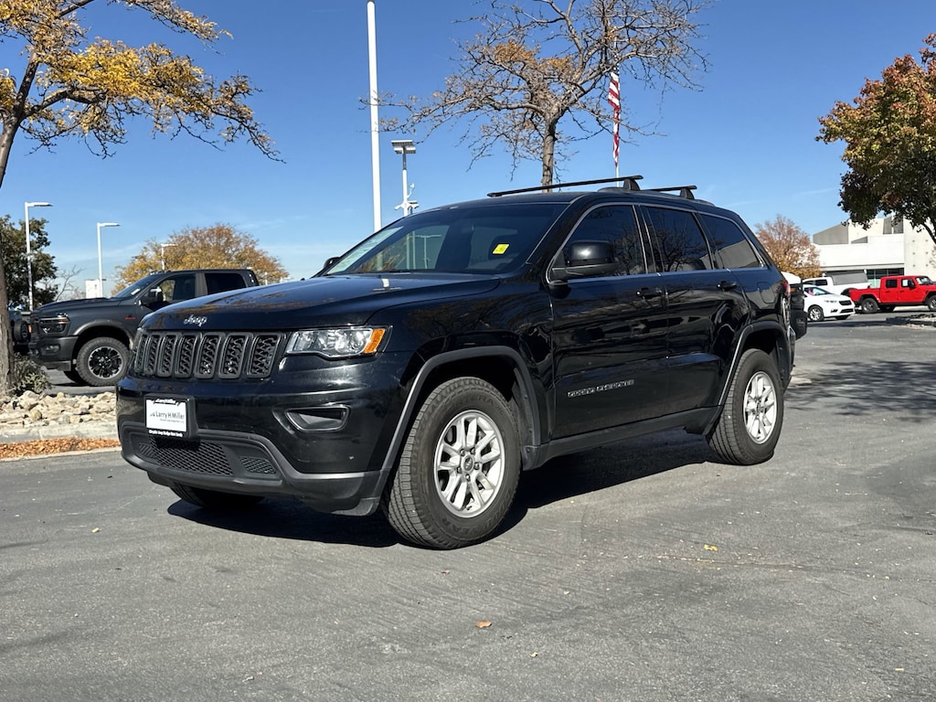 Used 2019 Jeep Grand Cherokee Laredo E SUV