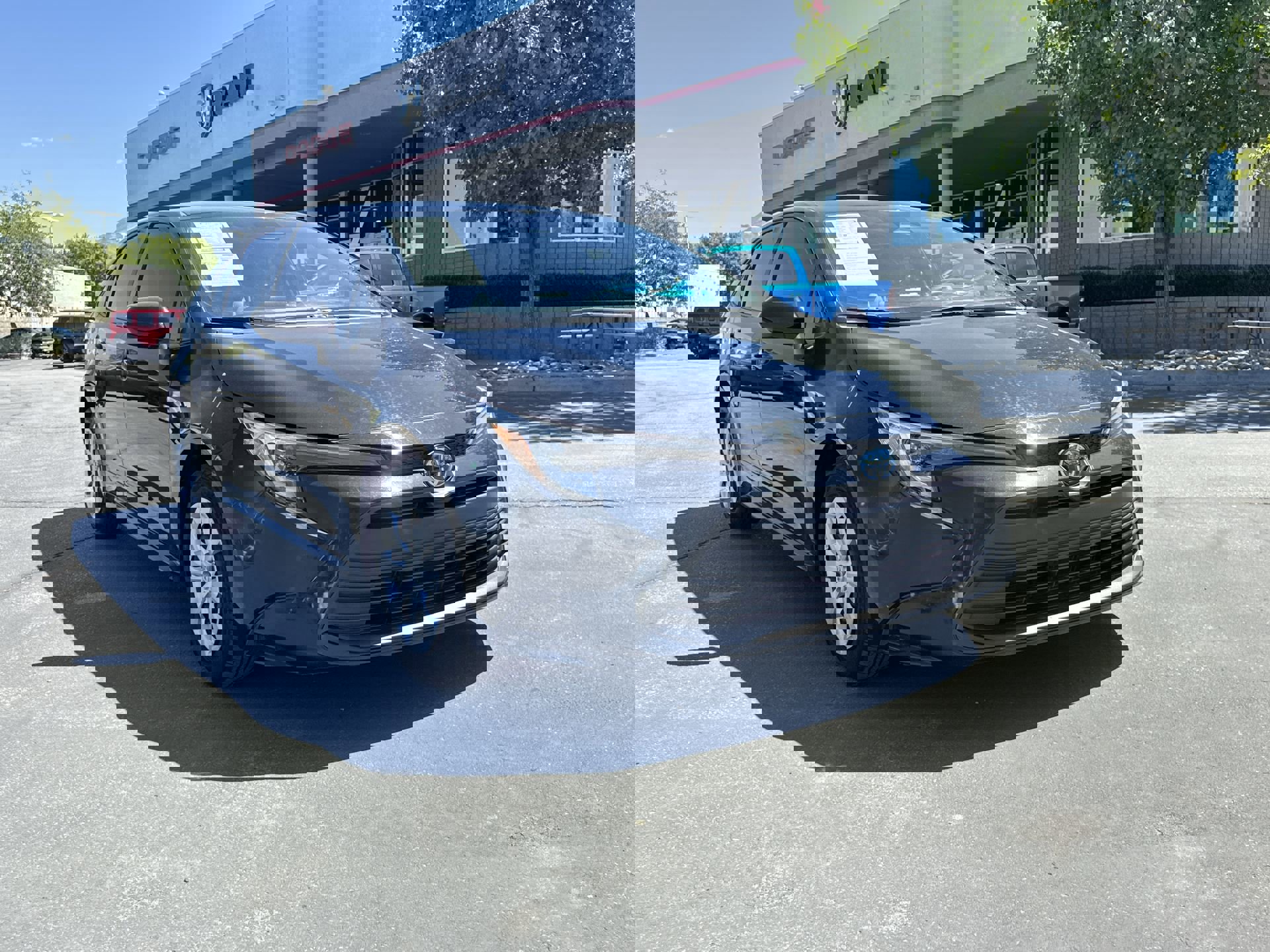 2024 Toyota Corolla Hybrid LE photo 2